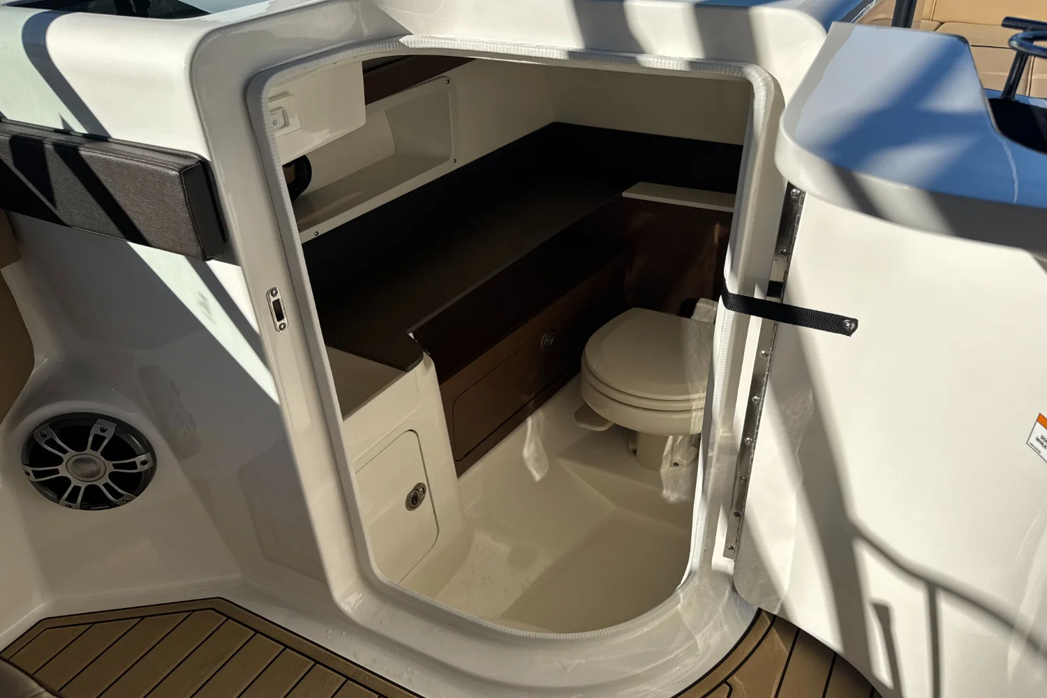 2023 Sea Ray SDX 290 Image Thumbnail #32