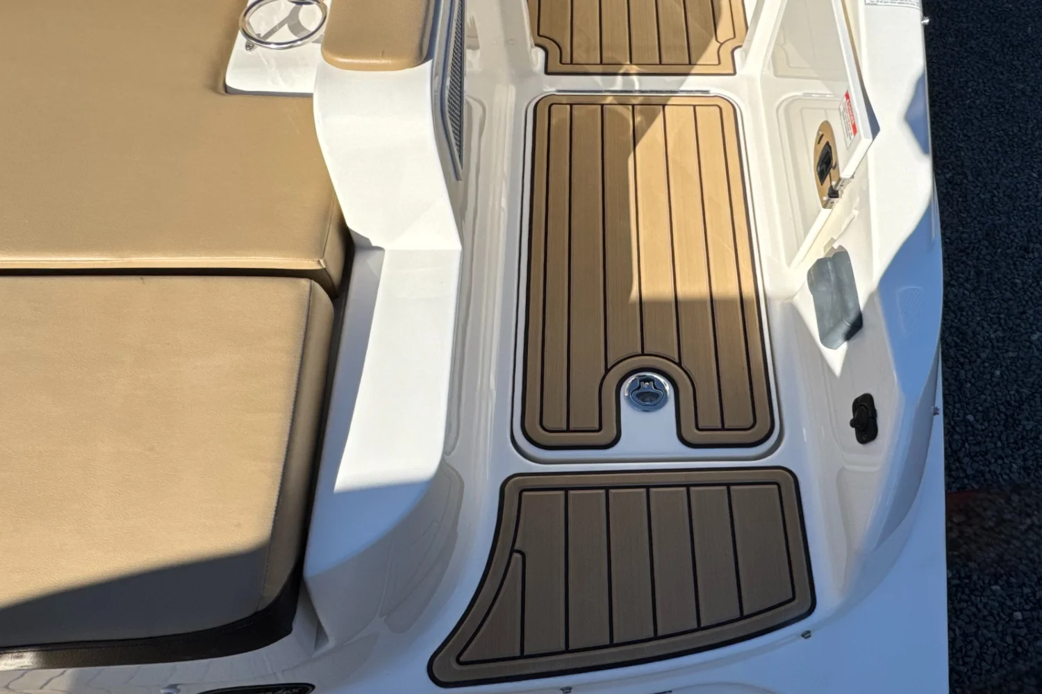 2023 Sea Ray SDX 290 Image Thumbnail #8