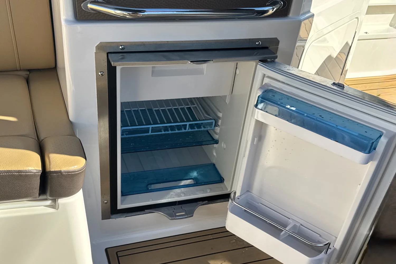 2023 Sea Ray SDX 290 Image Thumbnail #16