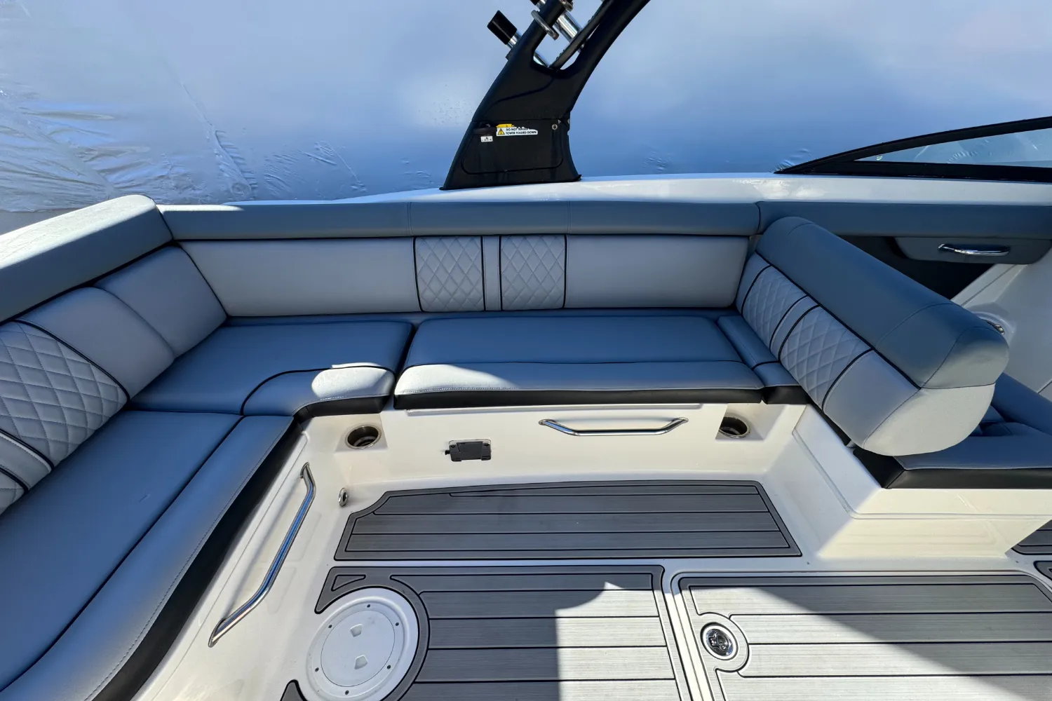 2017 Sea Ray SDX 270 Image Thumbnail #15