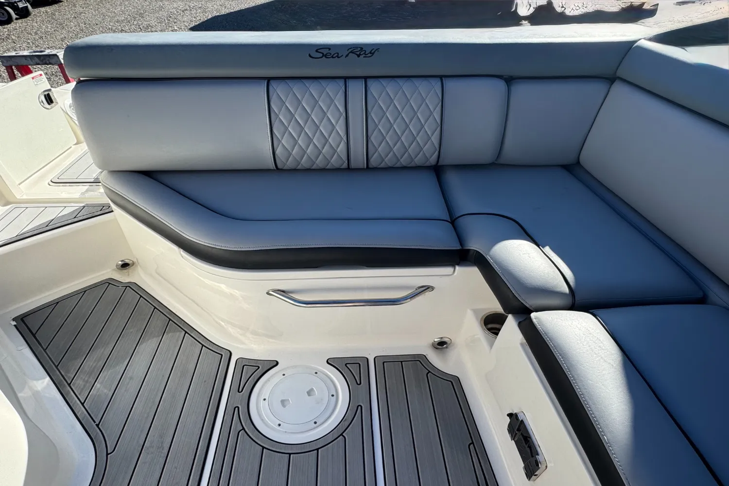 2017 Sea Ray SDX 270 Image Thumbnail #13