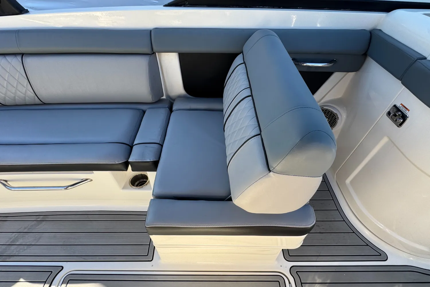 2017 Sea Ray SDX 270 Image Thumbnail #19