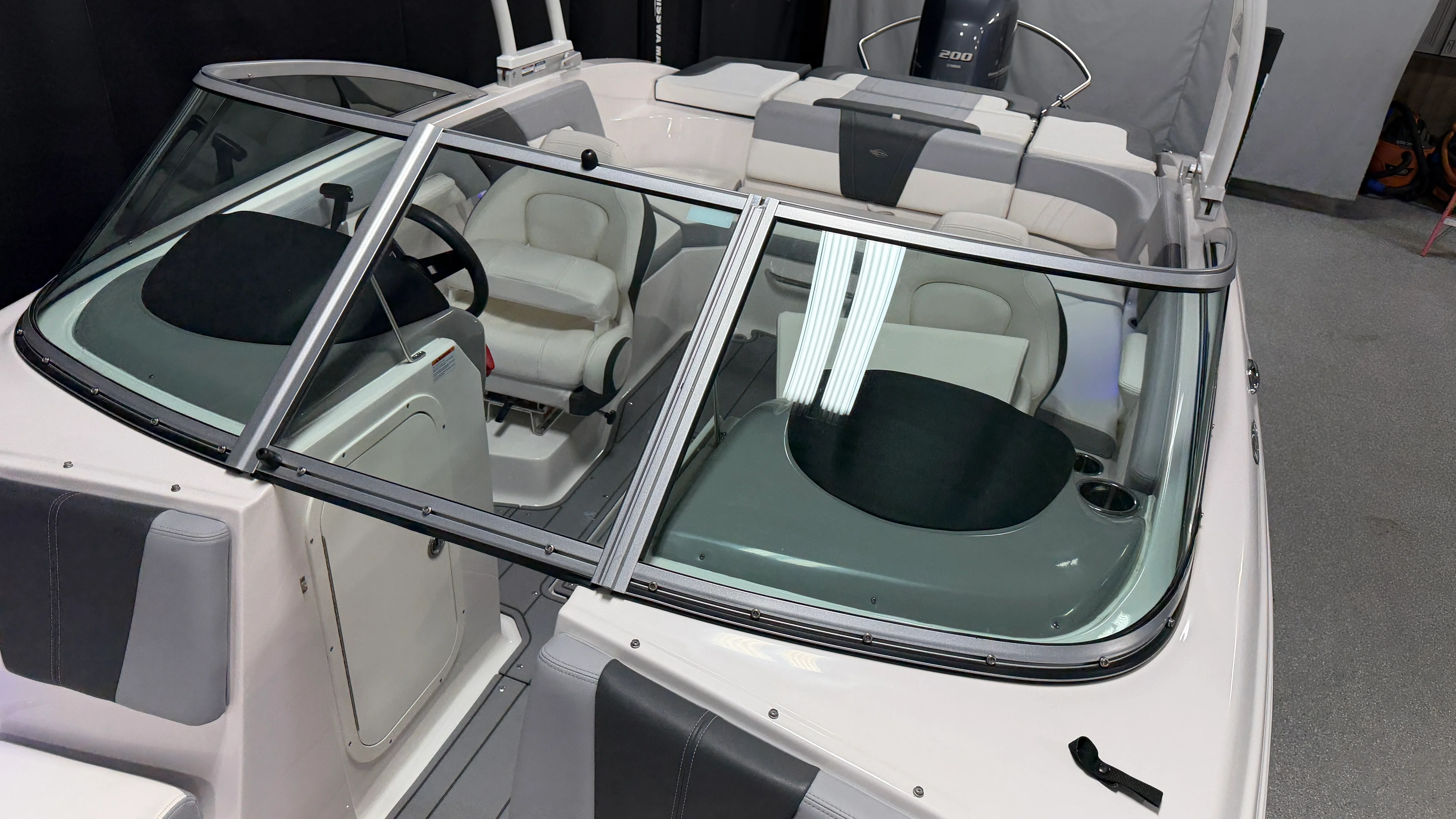 2023 Chaparral 23 SSI OB Image Thumbnail #86