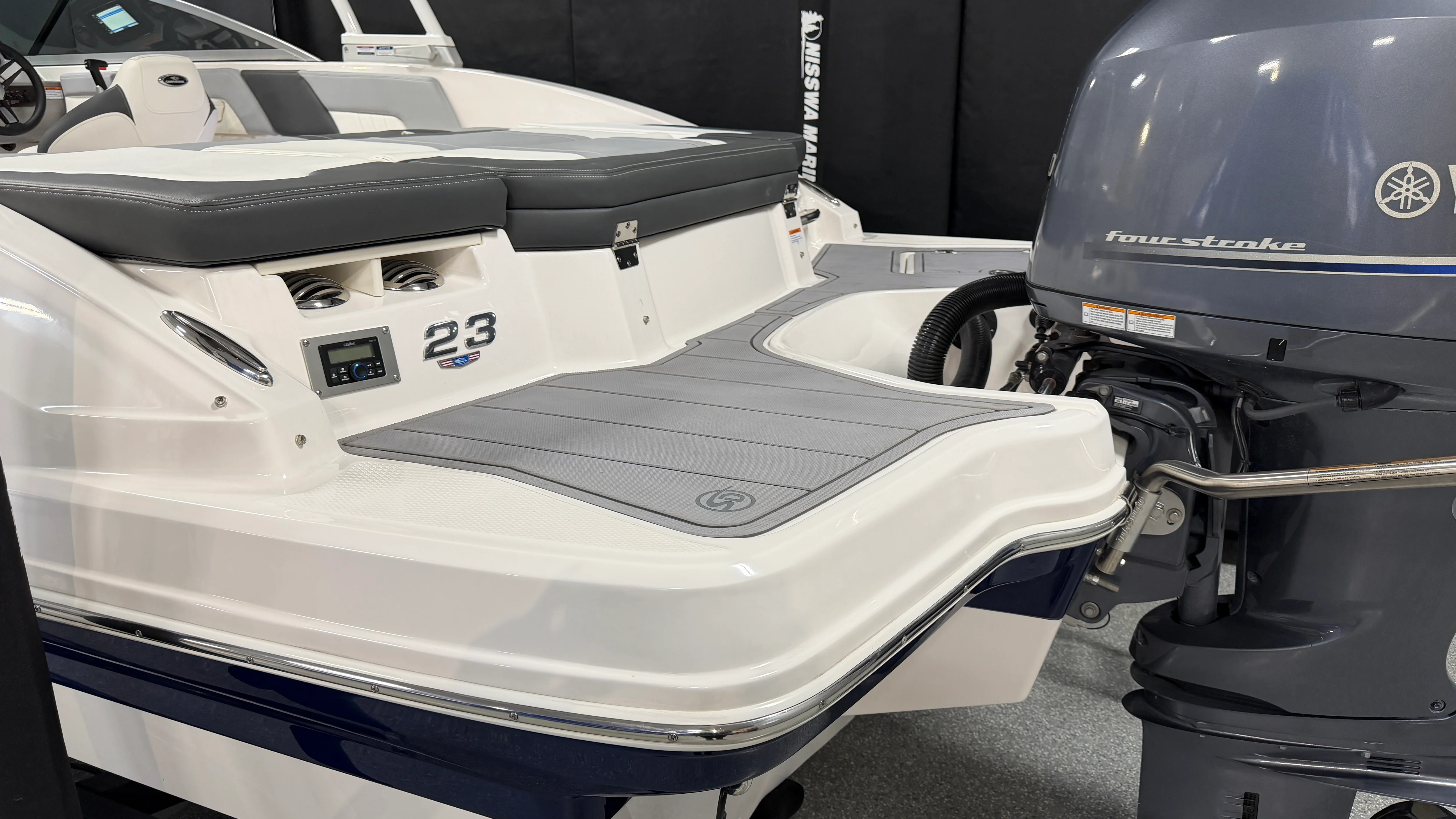 2023 Chaparral 23 SSI OB Image Thumbnail #12