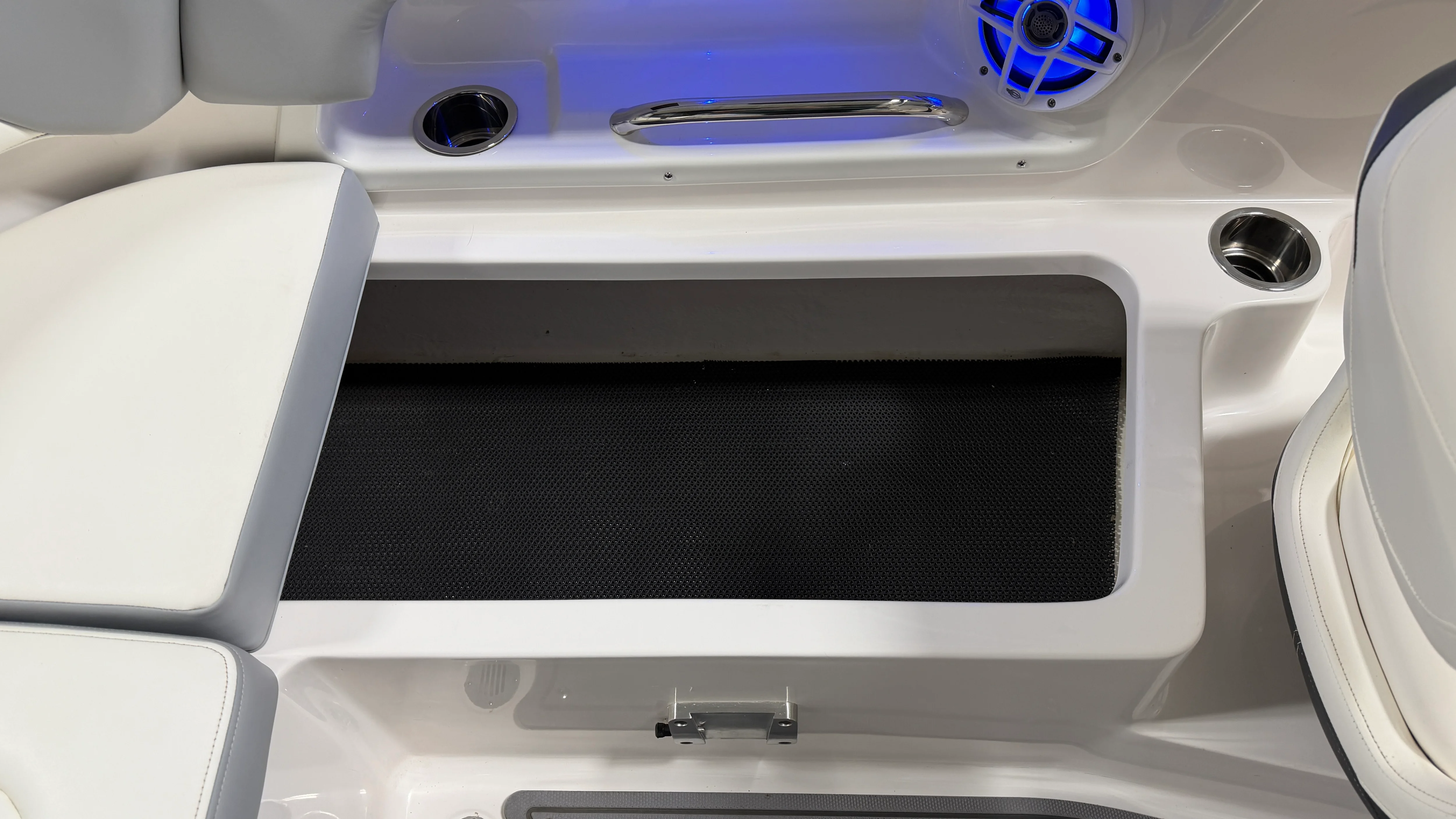 2023 Chaparral 23 SSI OB Image Thumbnail #33