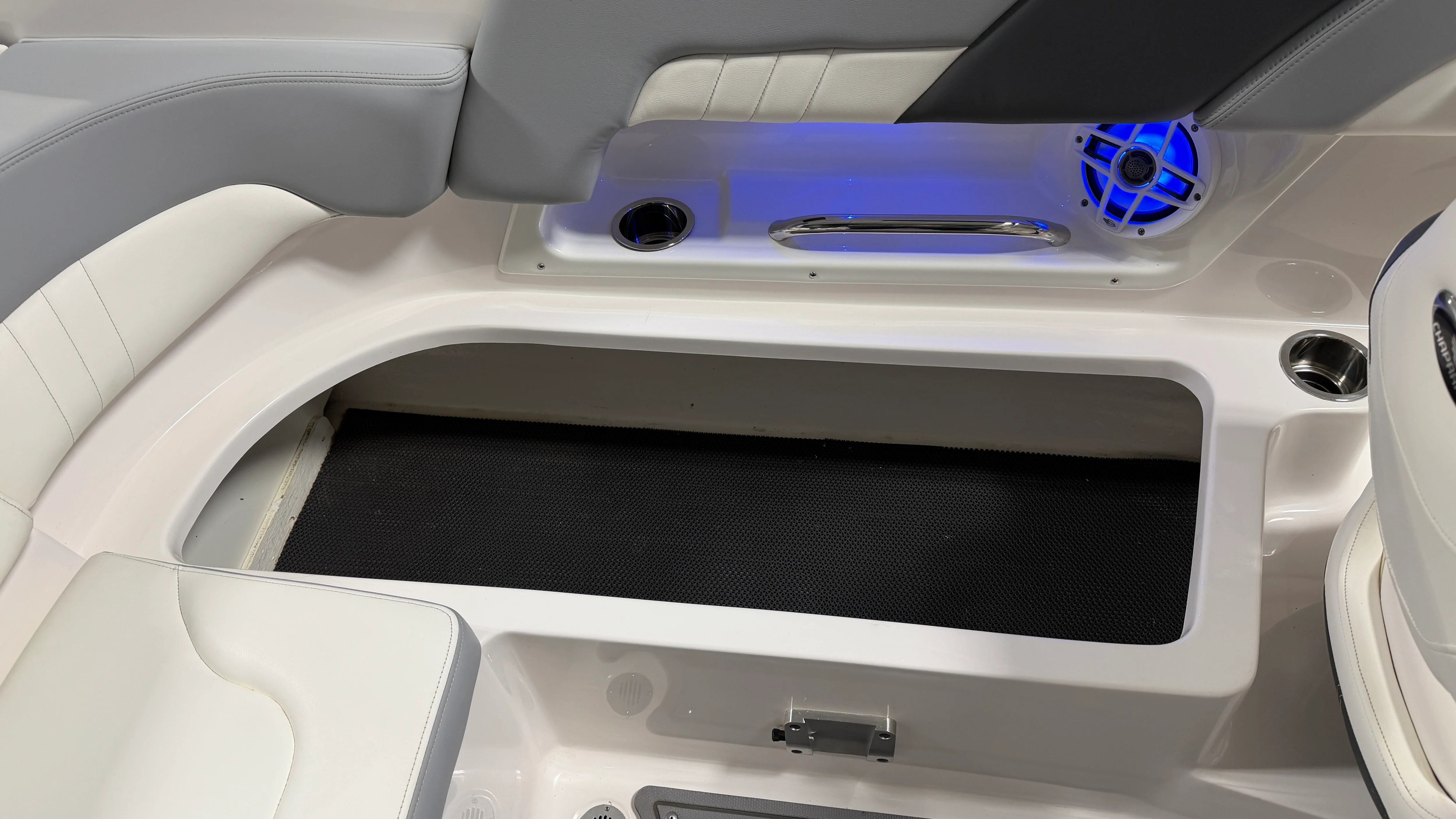 2023 Chaparral 23 SSI OB Image Thumbnail #34