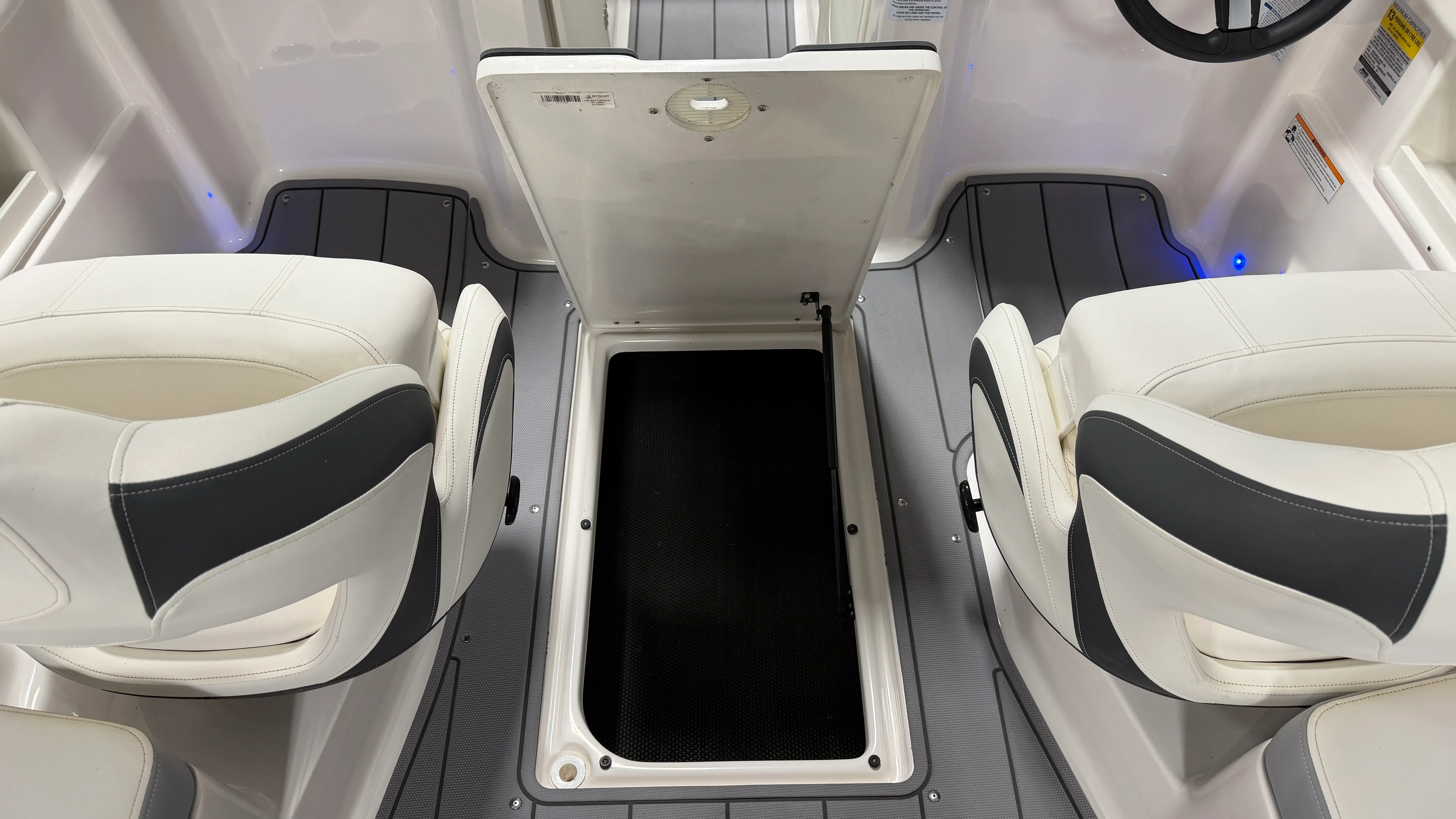 2023 Chaparral 23 SSI OB Image Thumbnail #50