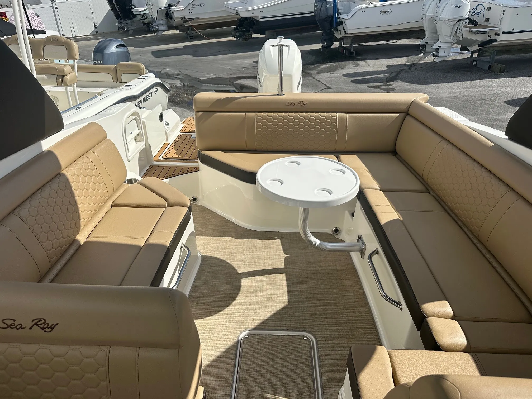 2018 Sea Ray 270 SD-OB Image Thumbnail #21