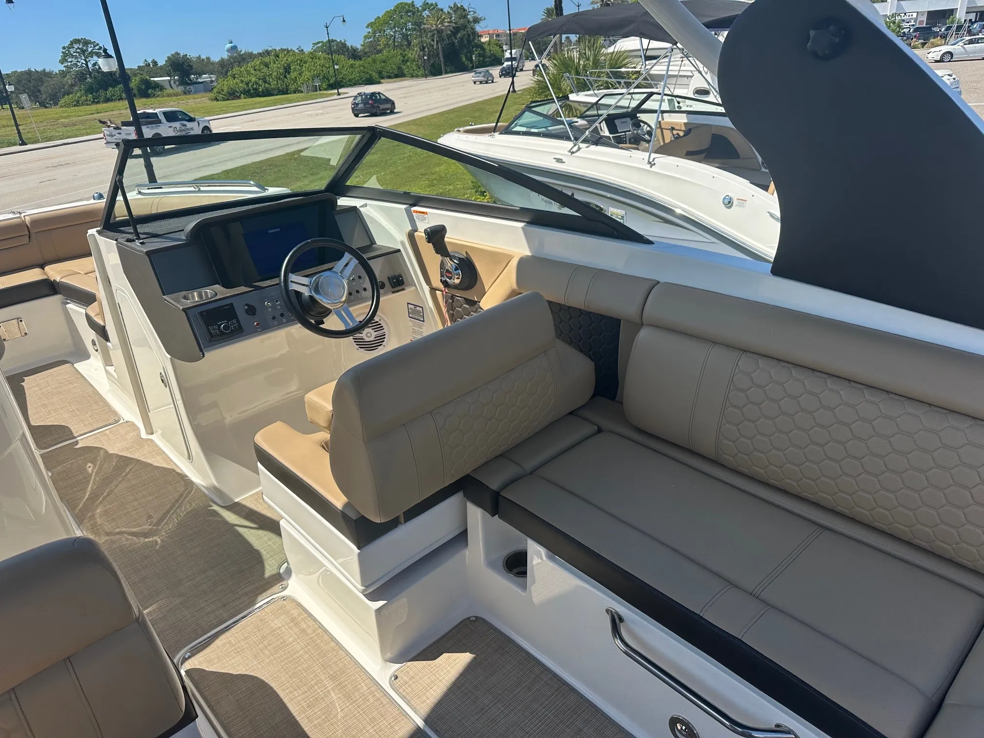 2018 Sea Ray 270 SD-OB Image Thumbnail #30