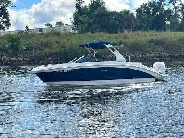 2018 Sea Ray 270 SD-OB Image Thumbnail #6