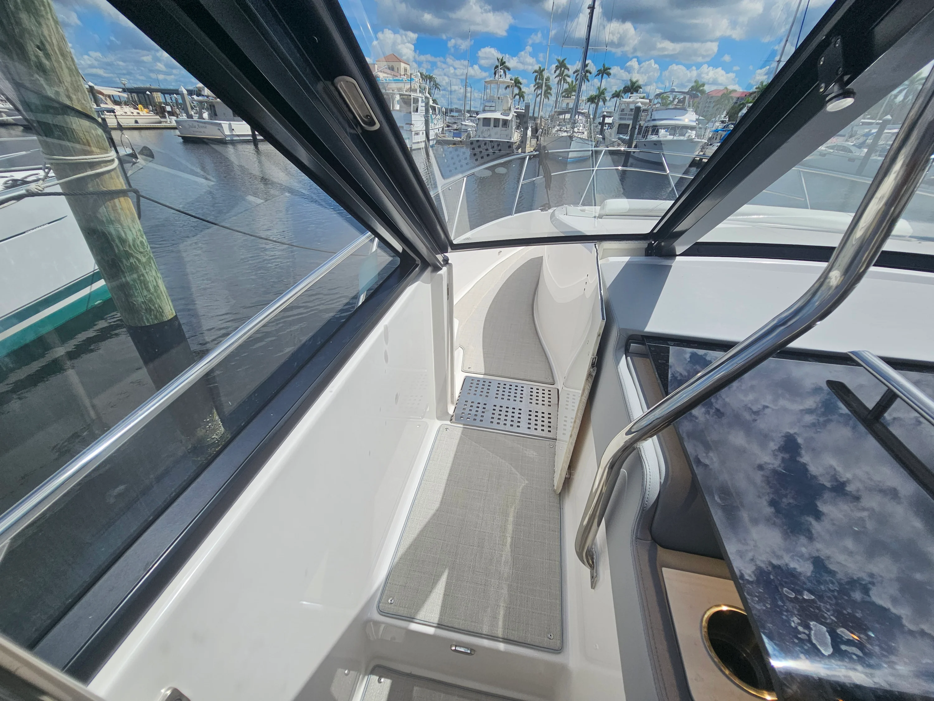 2025 Regal 36 XO Image Thumbnail #32