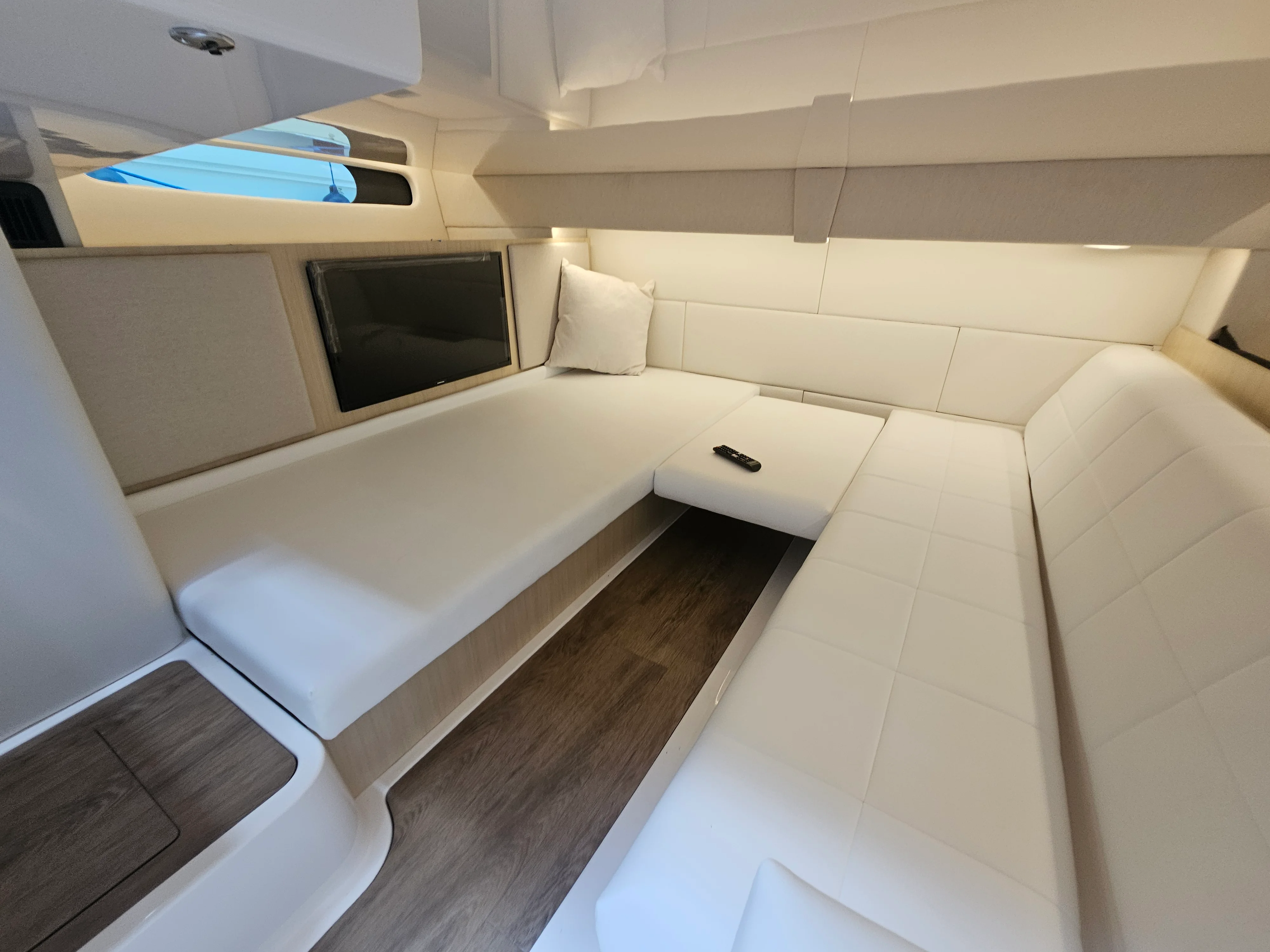 2025 Regal 36 XO Image Thumbnail #48