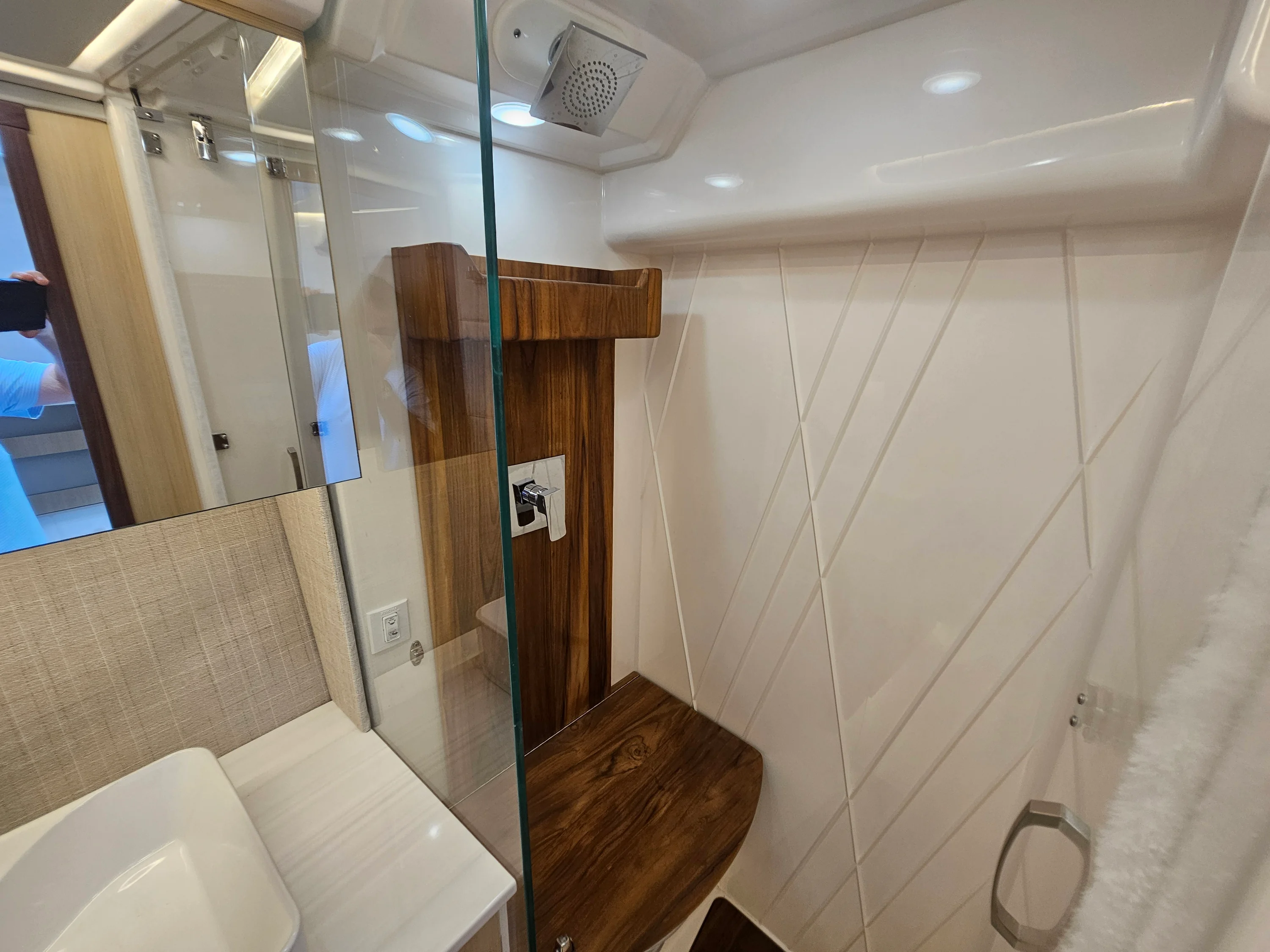 2025 Regal 36 XO Image Thumbnail #51