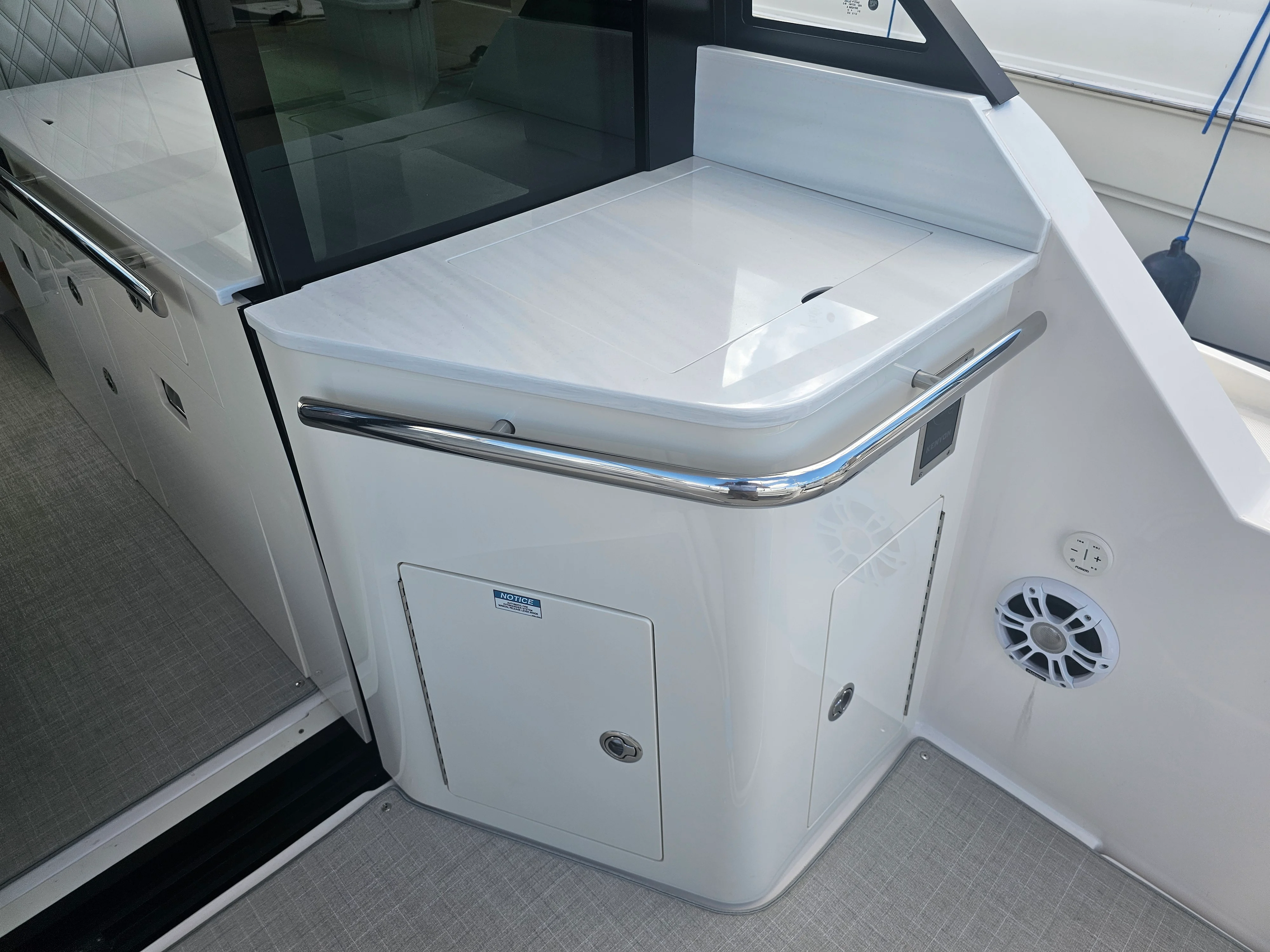 2025 Regal 36 XO Image Thumbnail #8