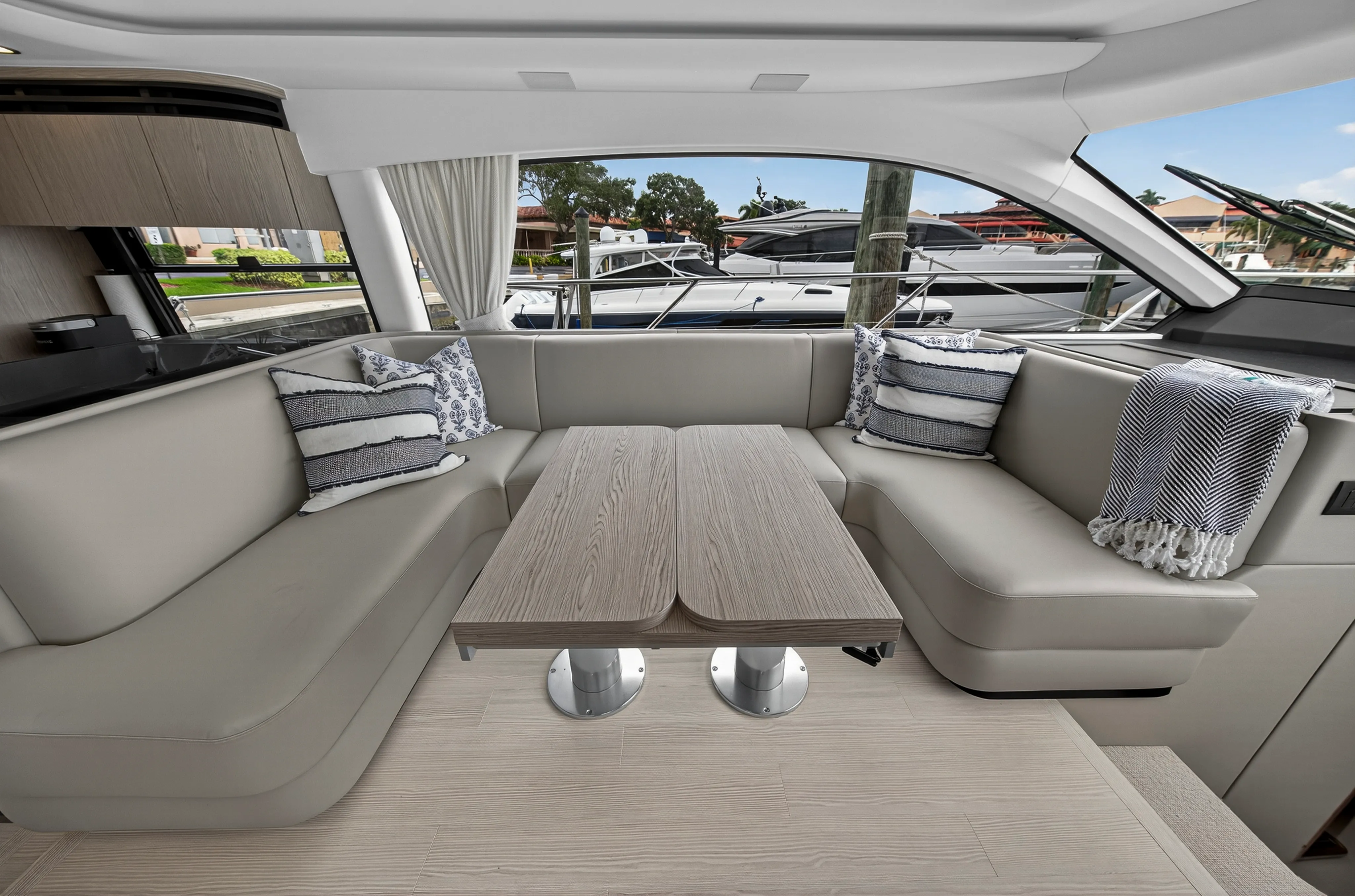 2024 Azimut 53 FLY Image Thumbnail #70