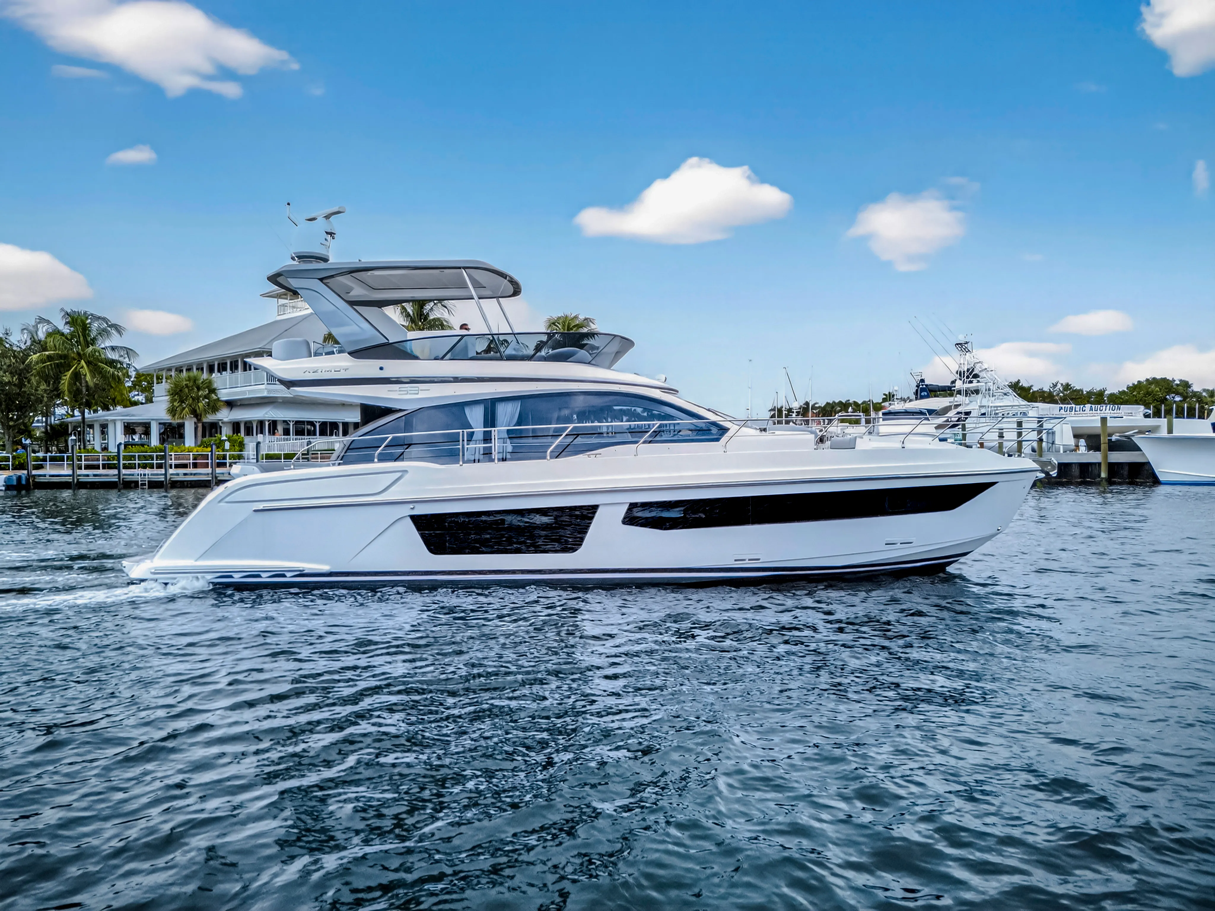 2024 Azimut 53 FLY Image Thumbnail #8