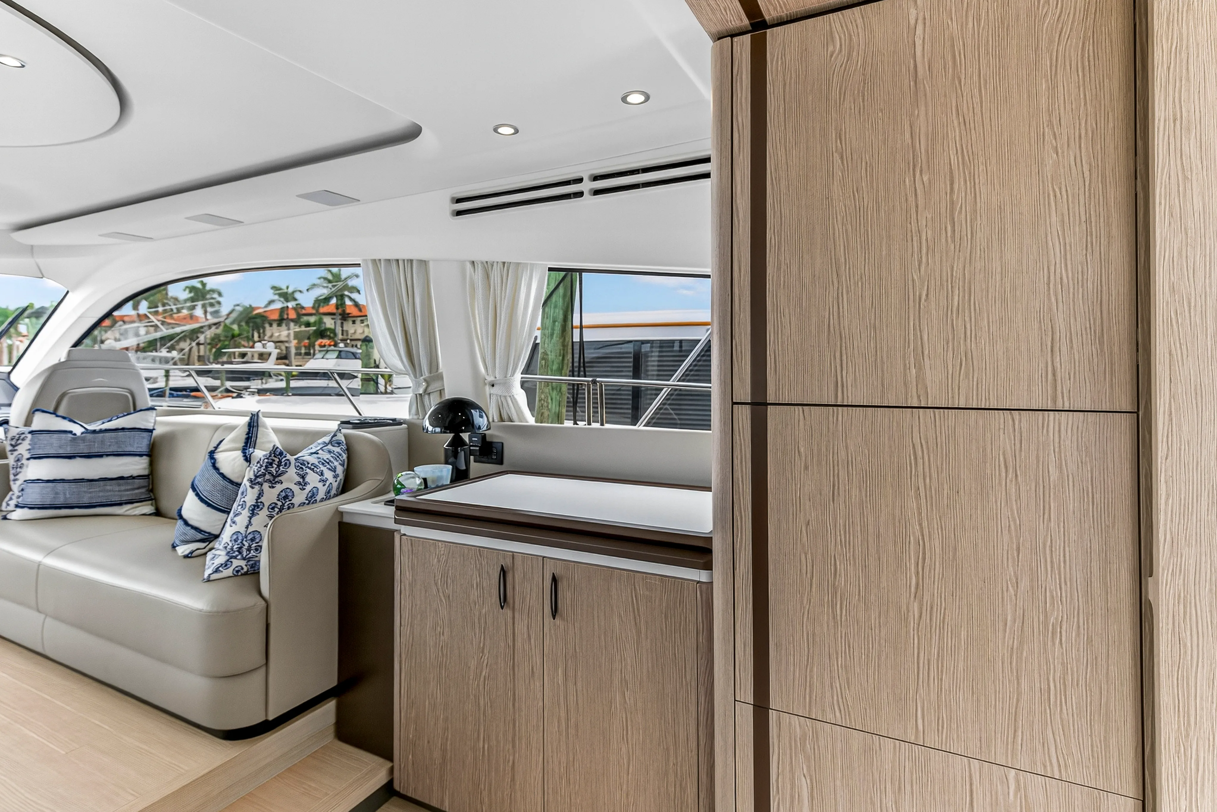 2024 Azimut 53 FLY Image Thumbnail #63