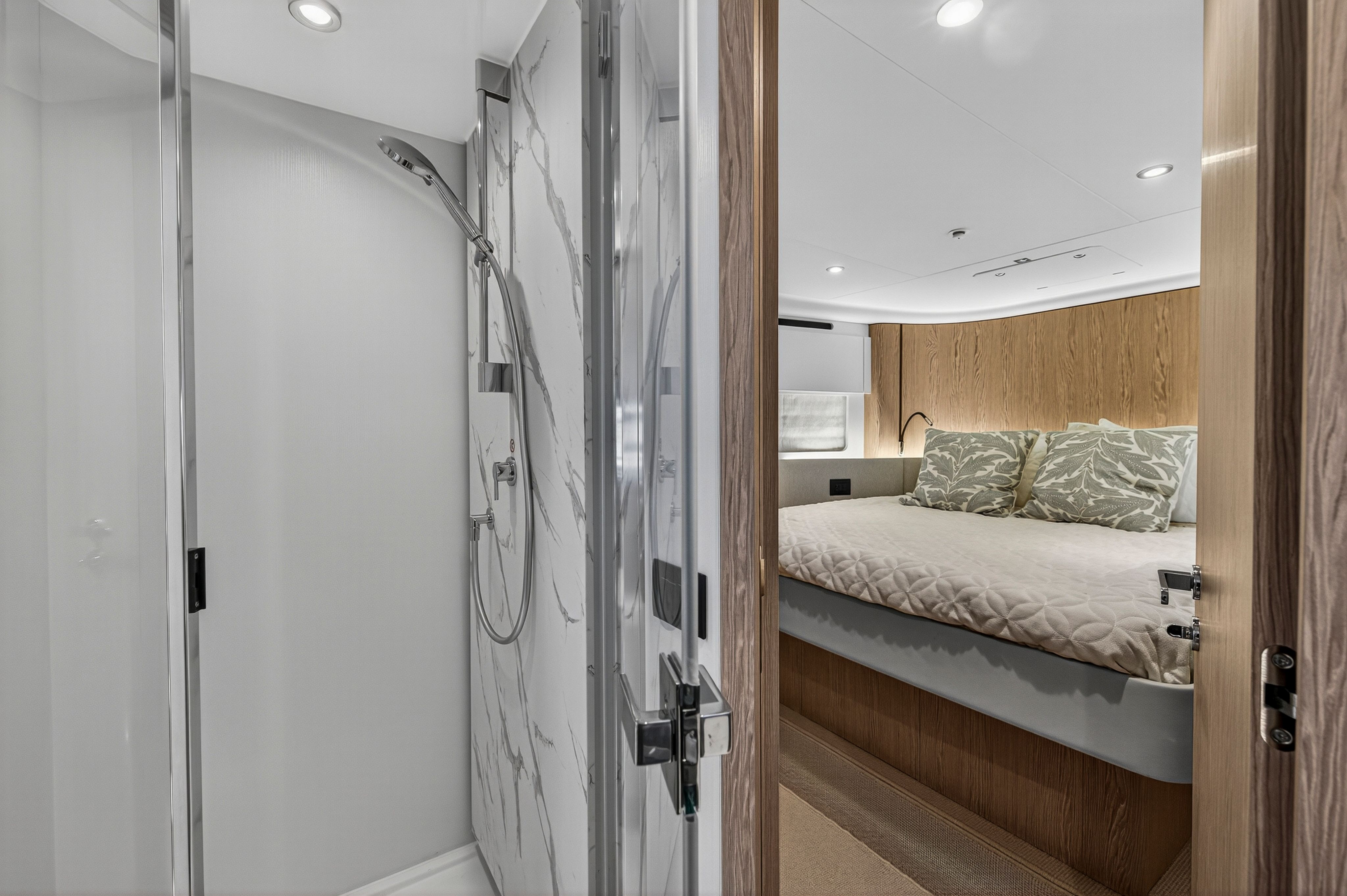 2024 Azimut 53 FLY Image Thumbnail #86