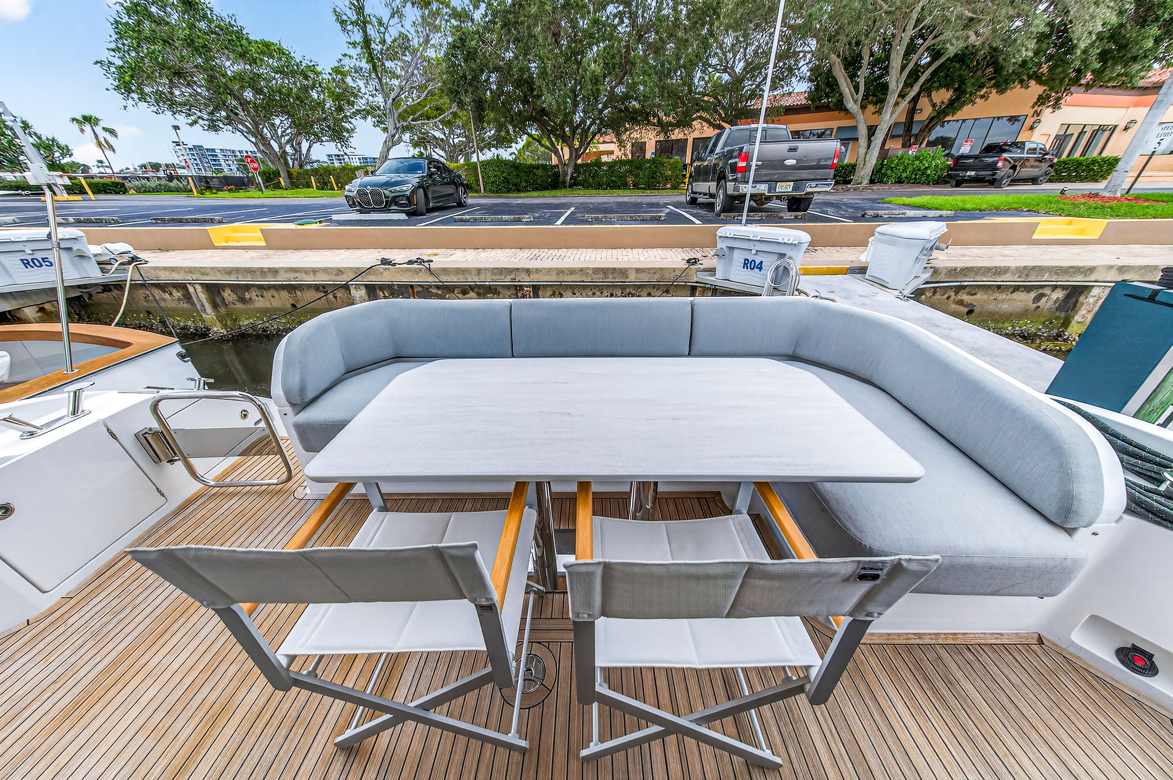 2024 Azimut 53 FLY Image Thumbnail #27