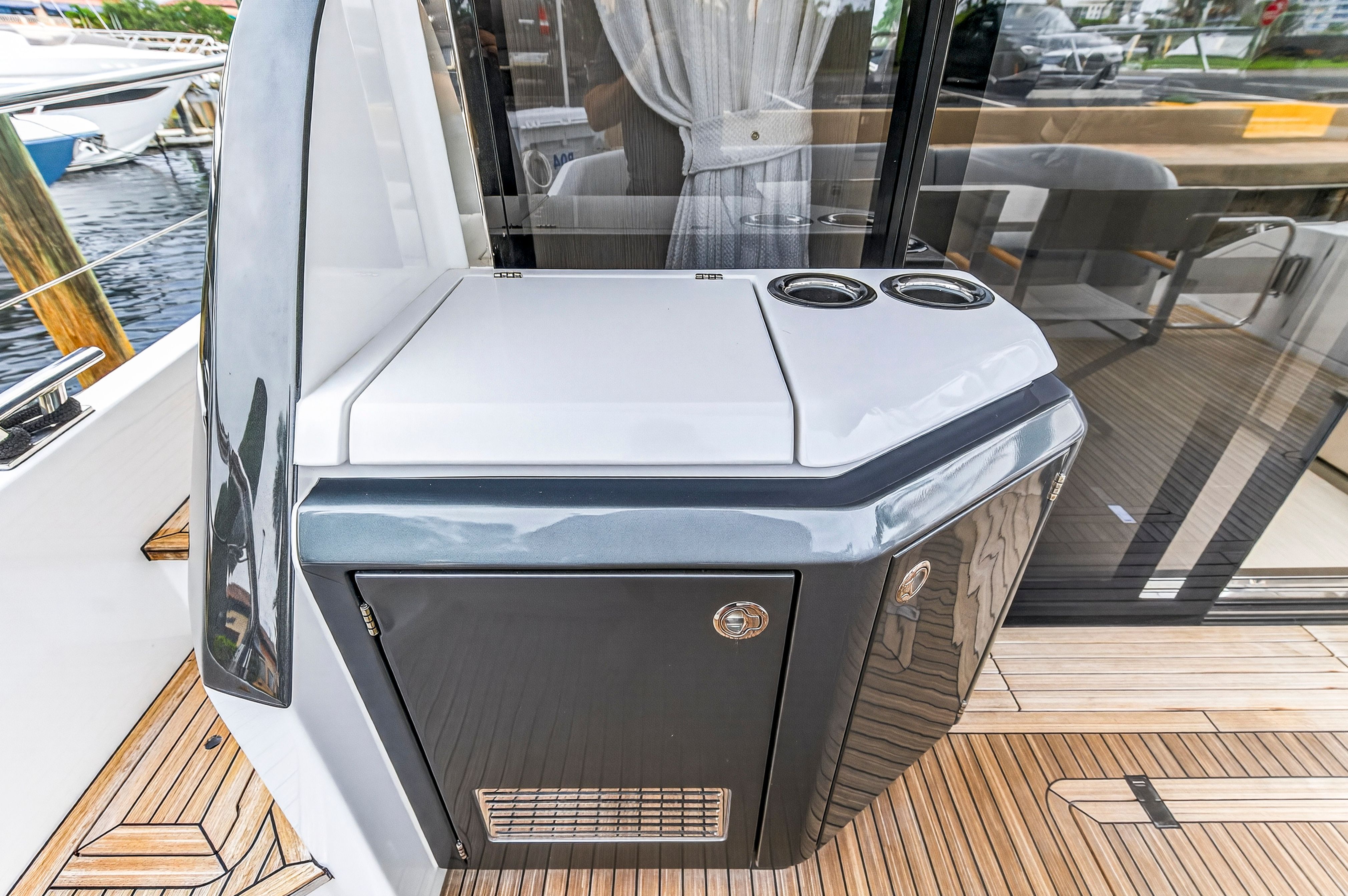 2024 Azimut 53 FLY Image Thumbnail #31