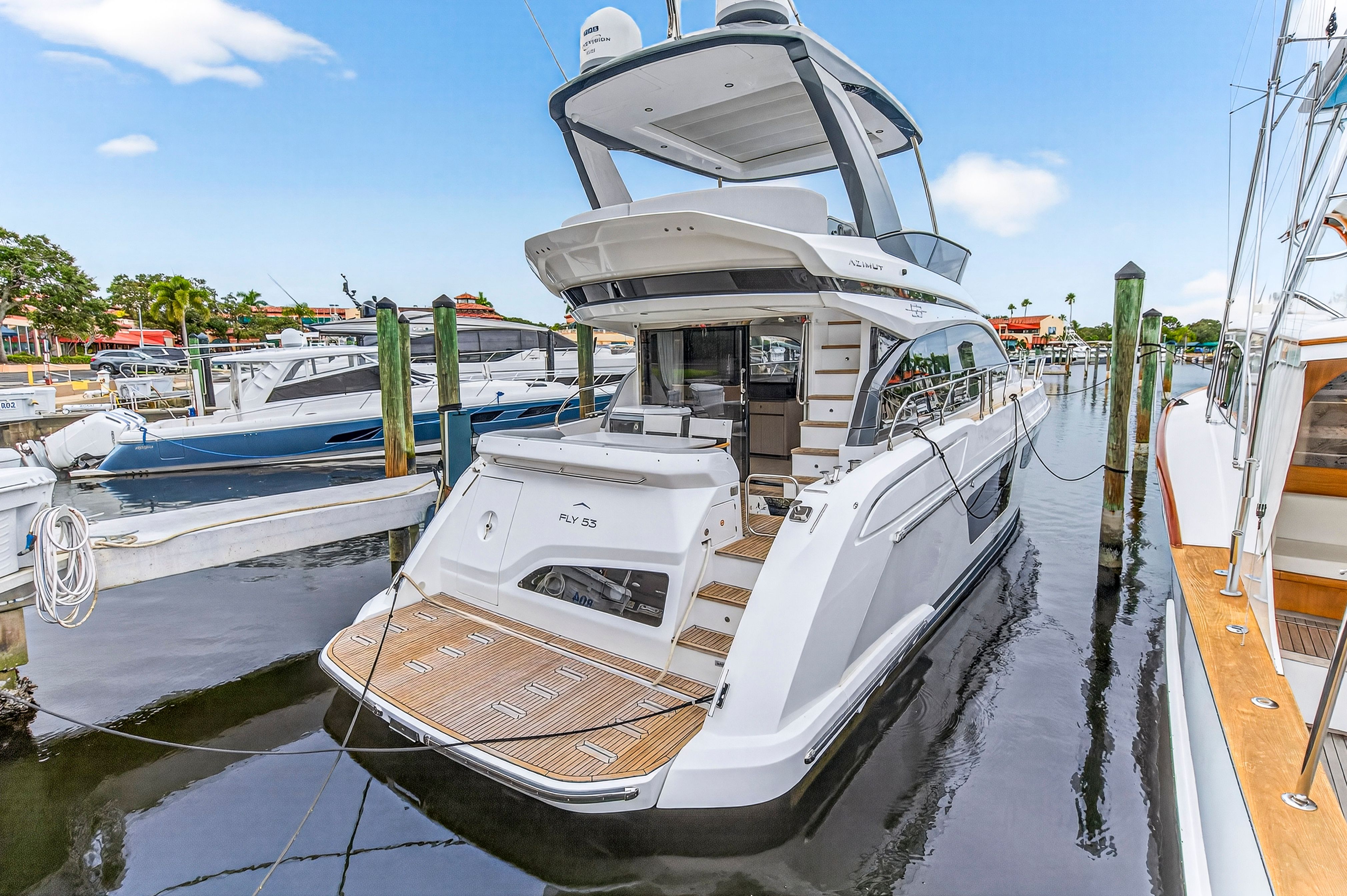 2024 Azimut 53 FLY Image Thumbnail #25