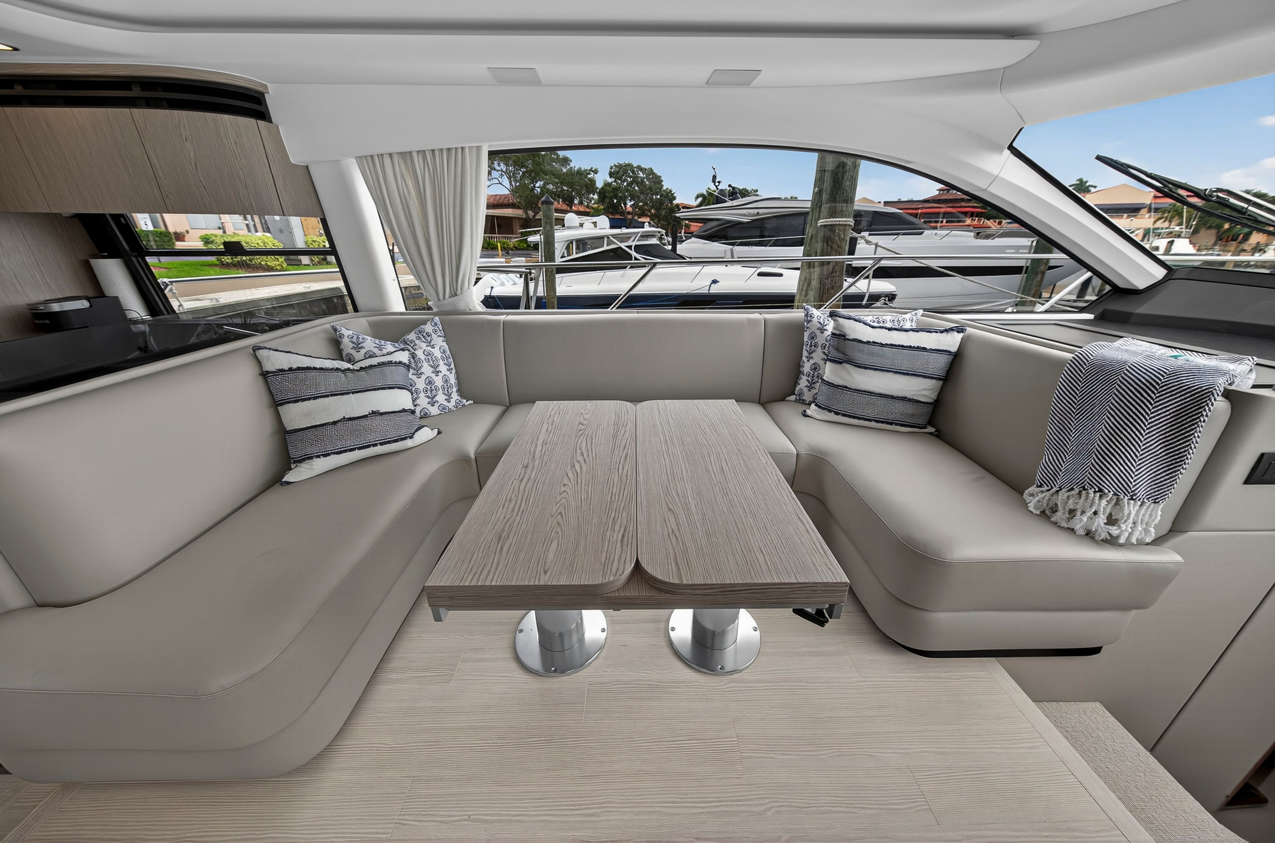 2024 Azimut 53 FLY Image Thumbnail #70