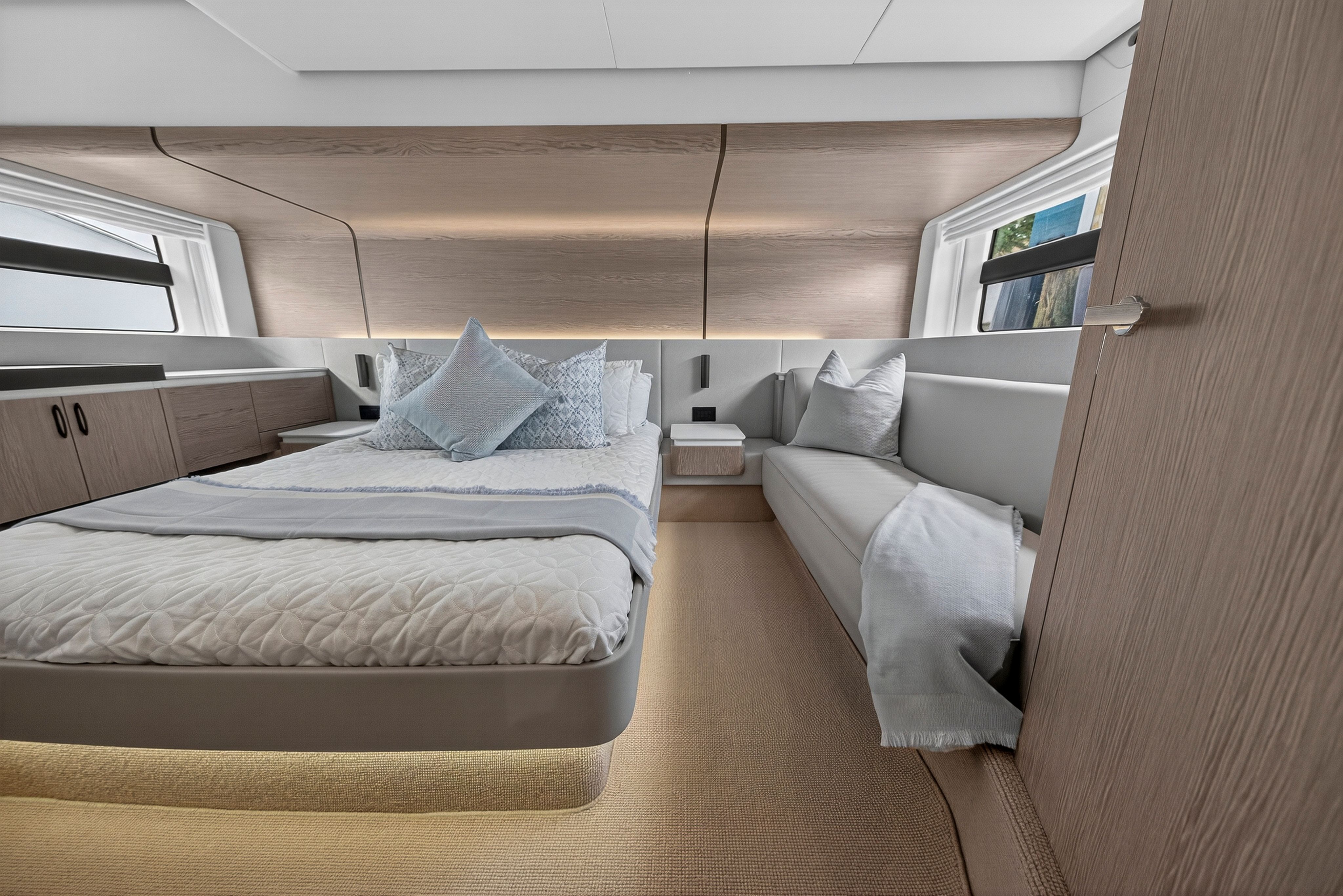 2024 Azimut 53 FLY Image Thumbnail #90