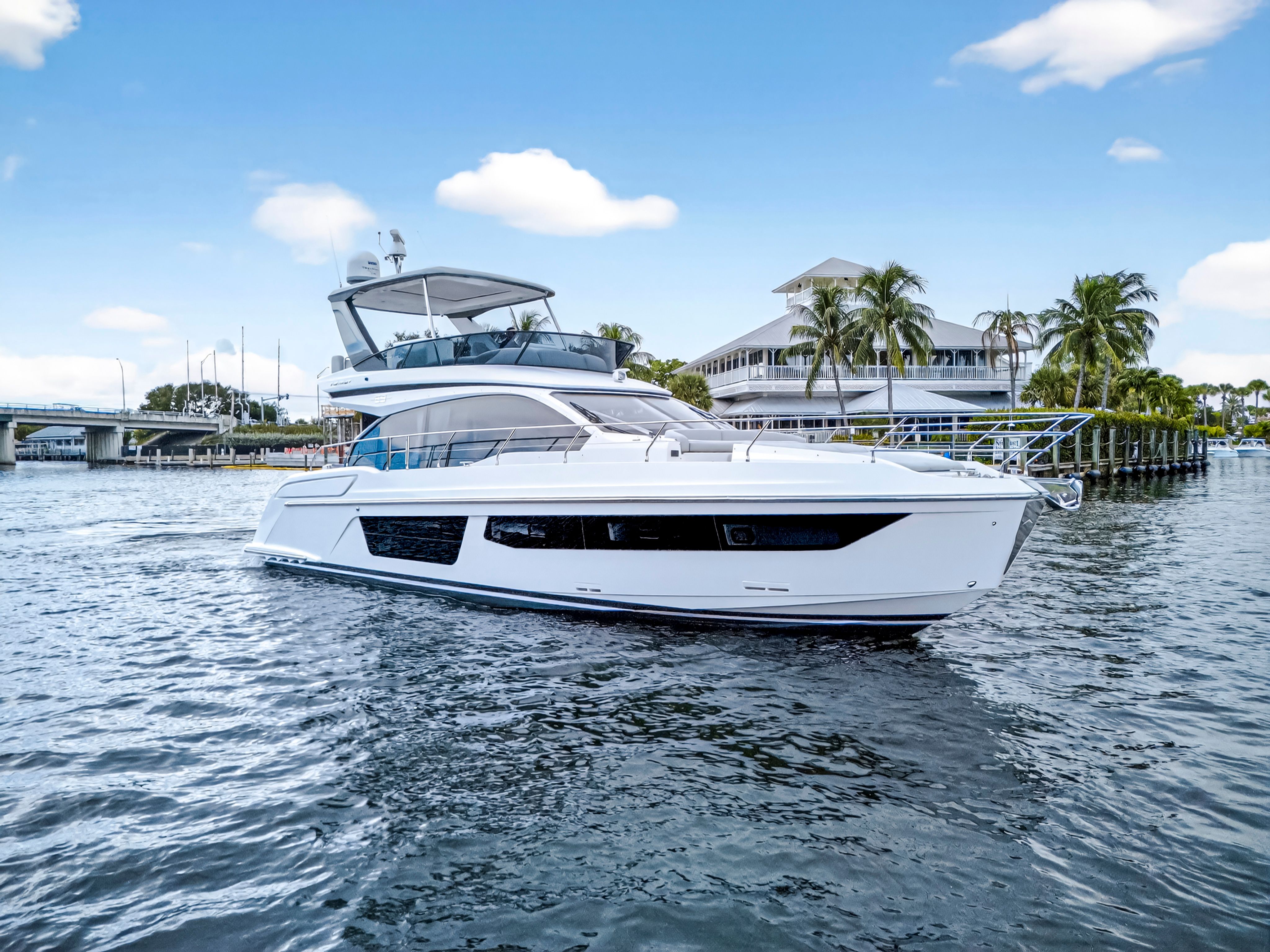 2024 Azimut 53 FLY Image Thumbnail #9