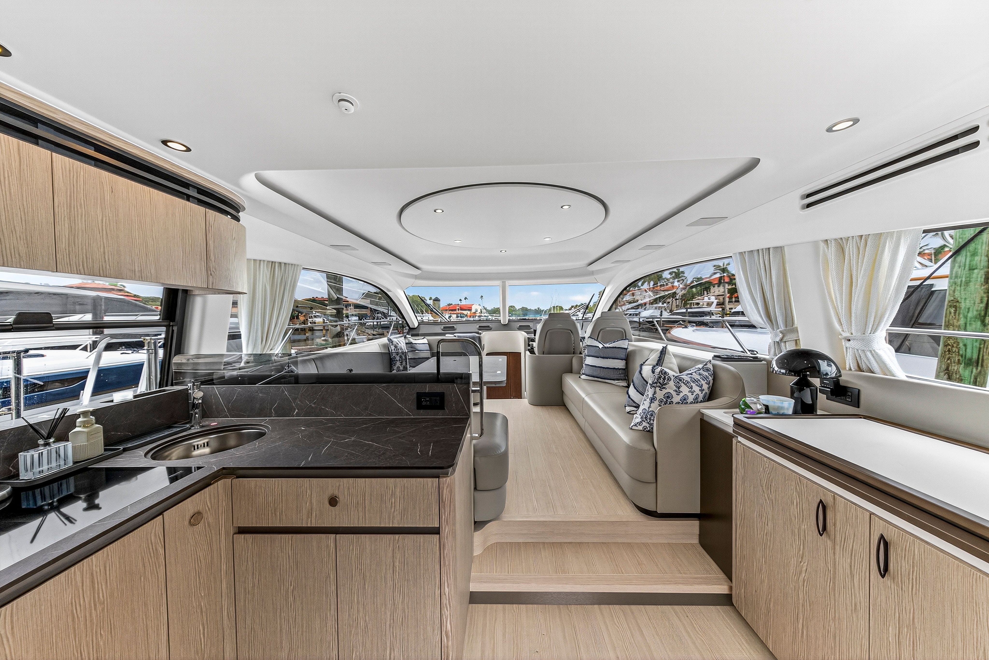 2024 Azimut 53 FLY Image Thumbnail #61