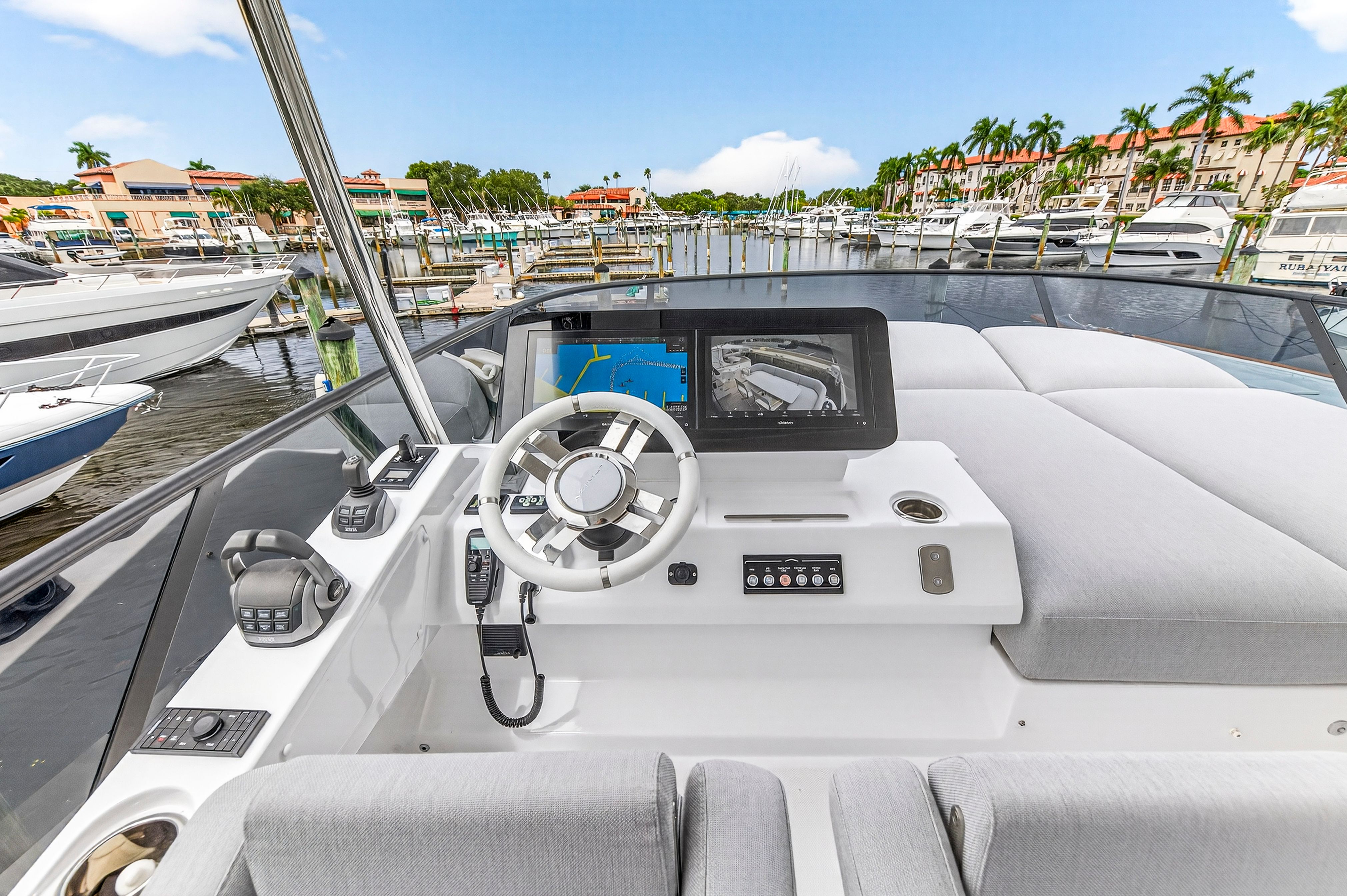 2024 Azimut 53 FLY Image Thumbnail #43