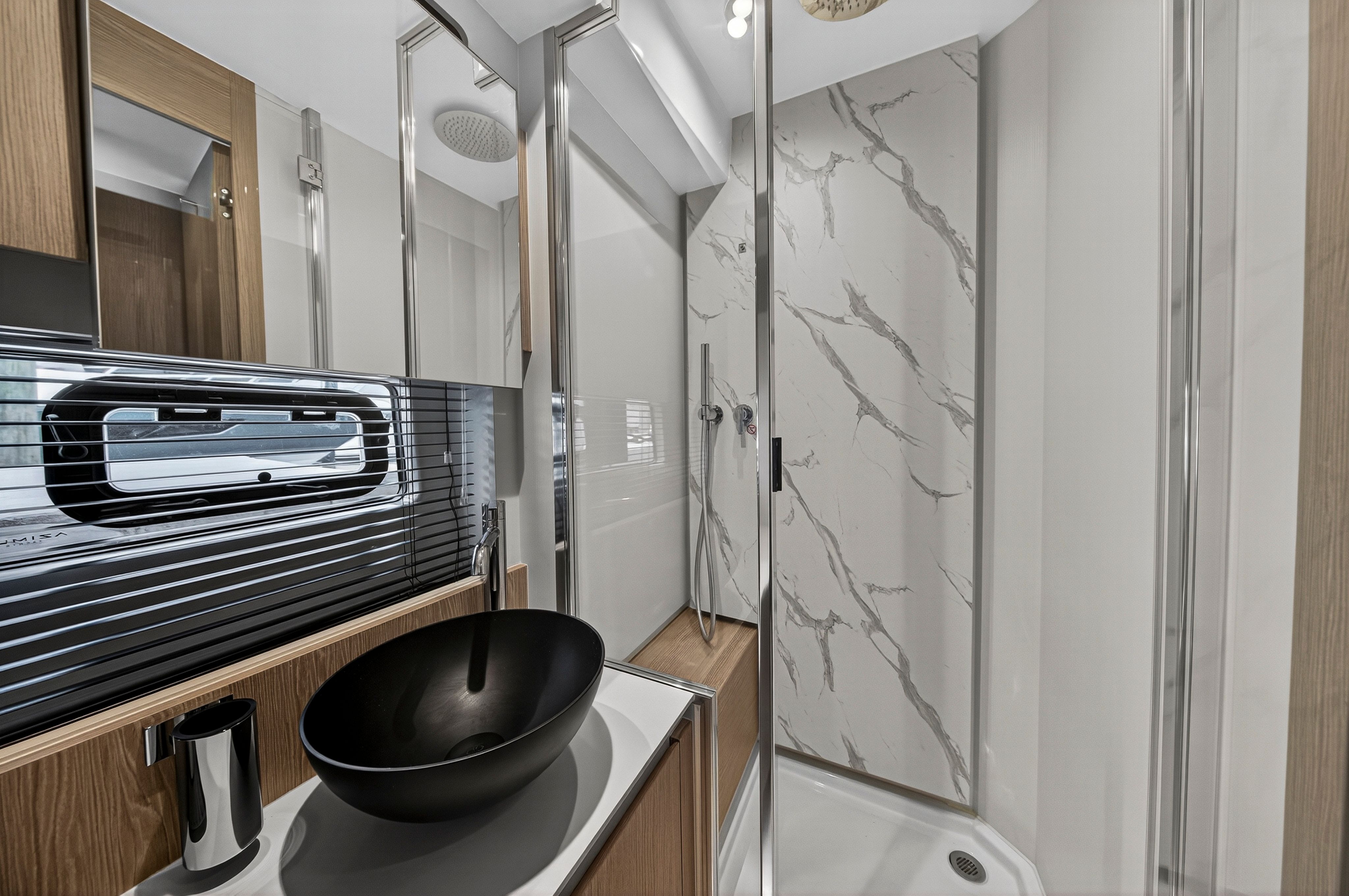 2024 Azimut 53 FLY Image Thumbnail #96