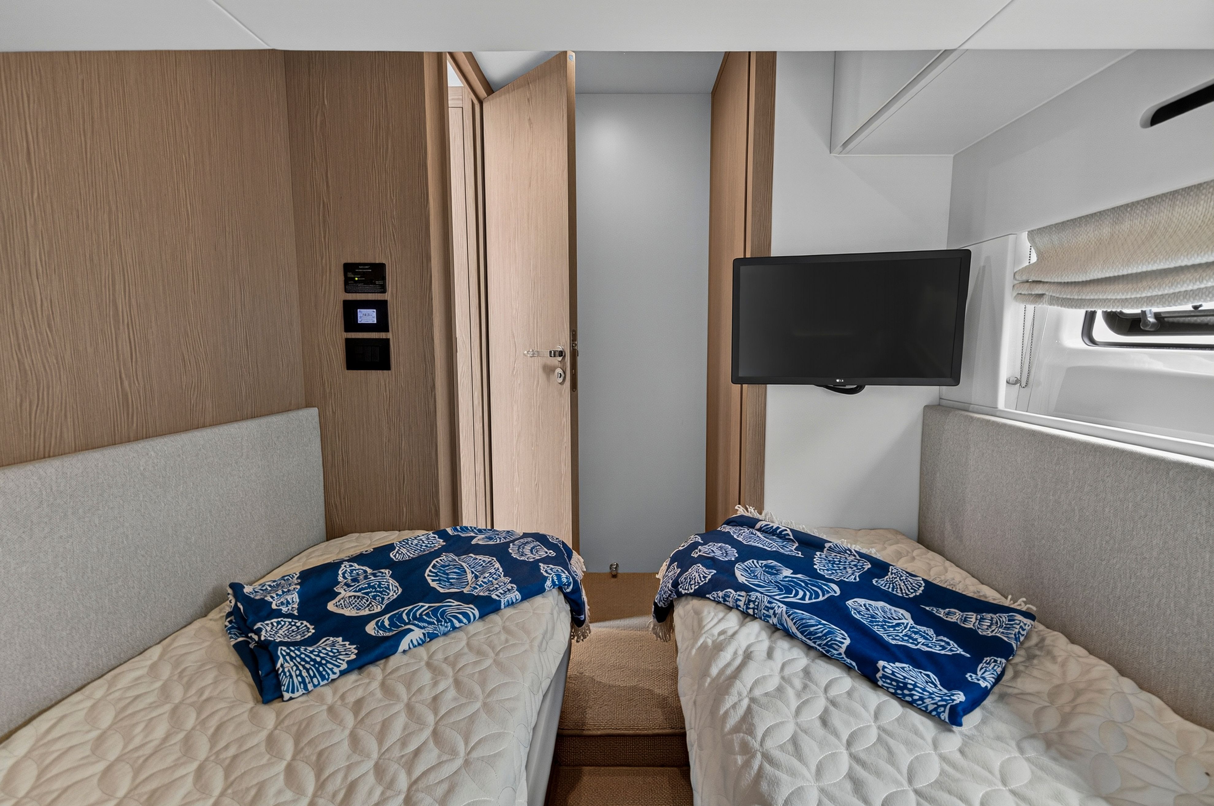 2024 Azimut 53 FLY Image Thumbnail #88