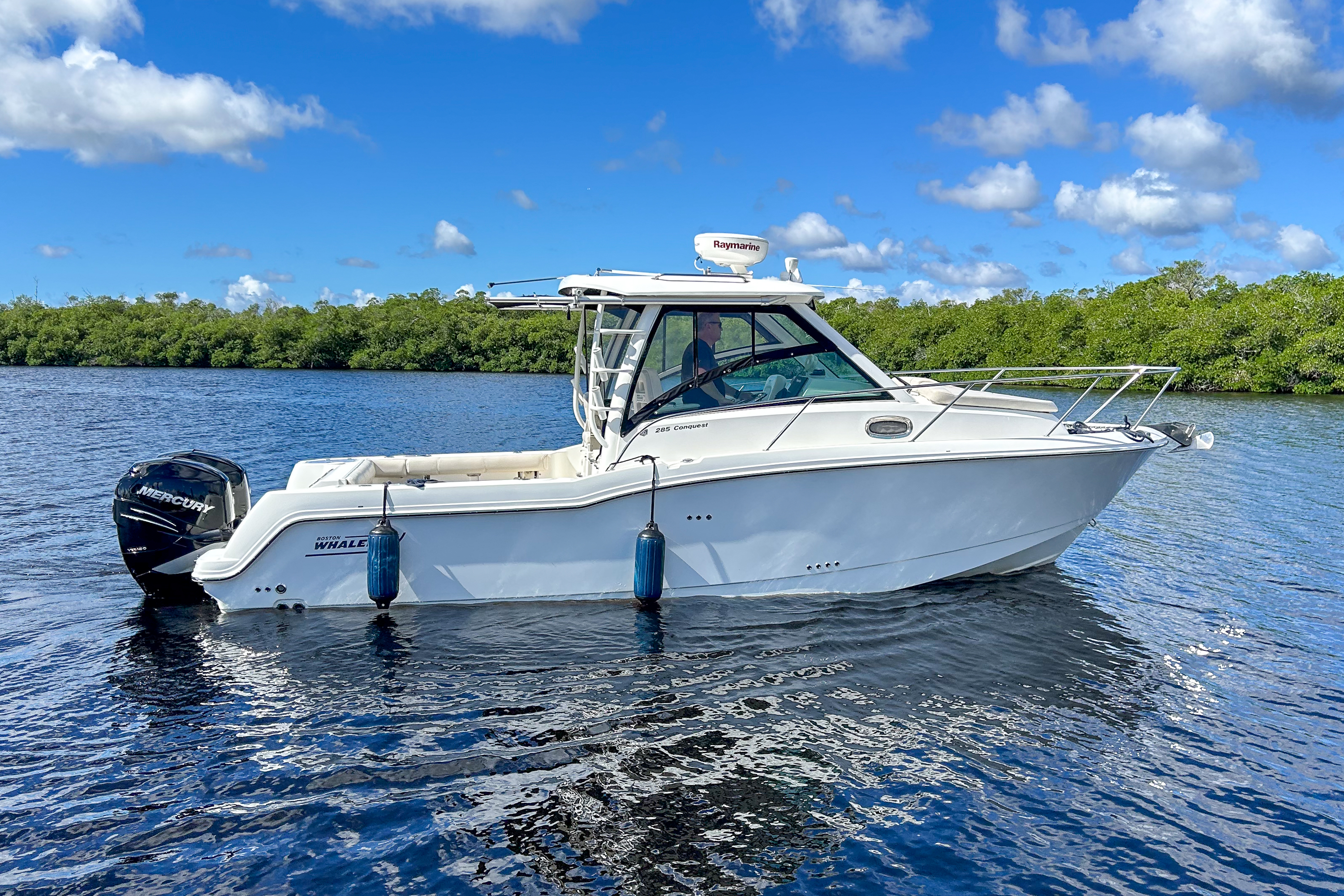 2018 Boston Whaler 285 CONQUEST Image Thumbnail #0
