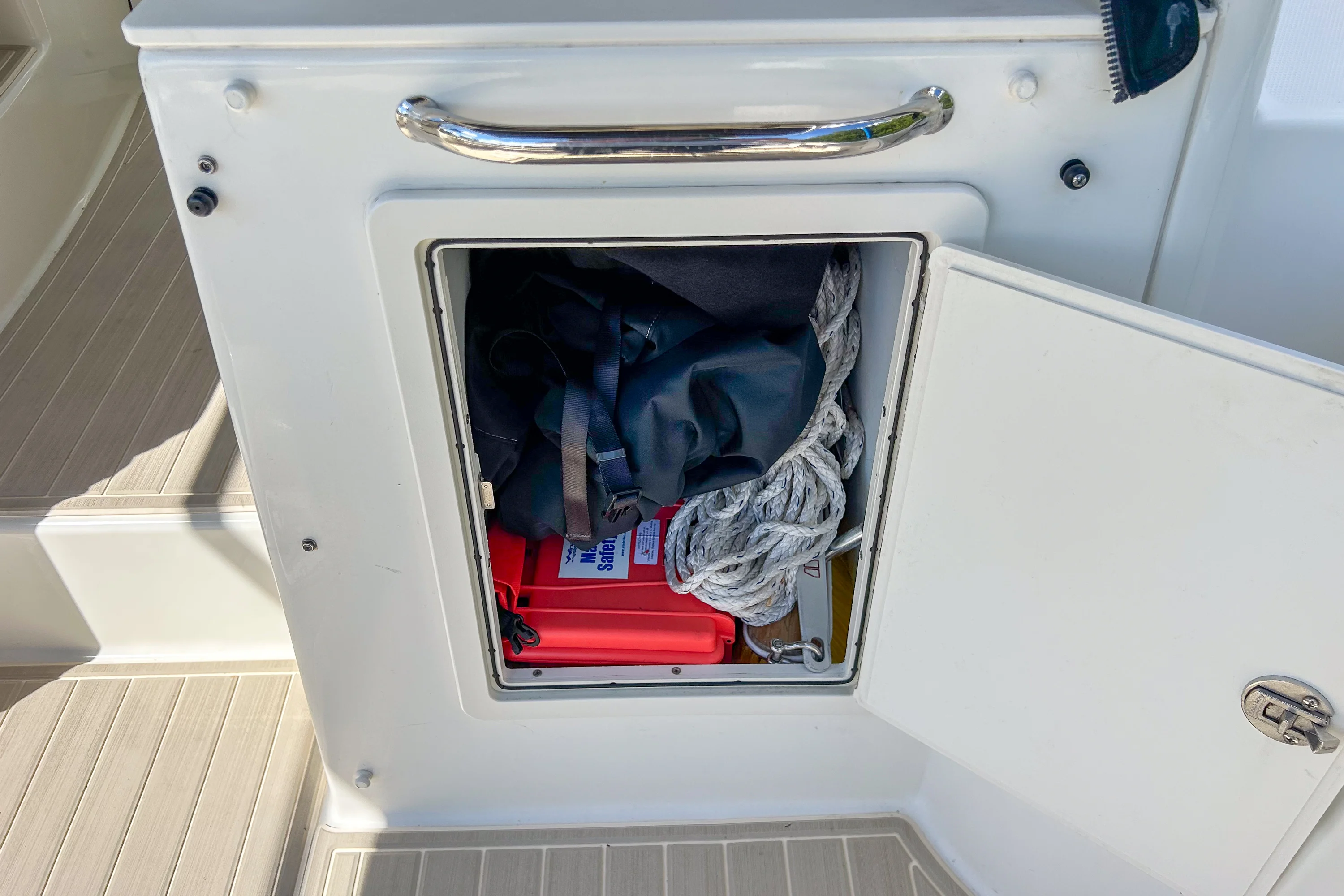 2018 Boston Whaler 285 CONQUEST Image Thumbnail #14