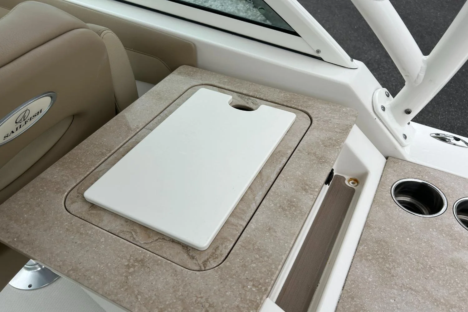 2021 Sailfish 245 DC Image Thumbnail #19