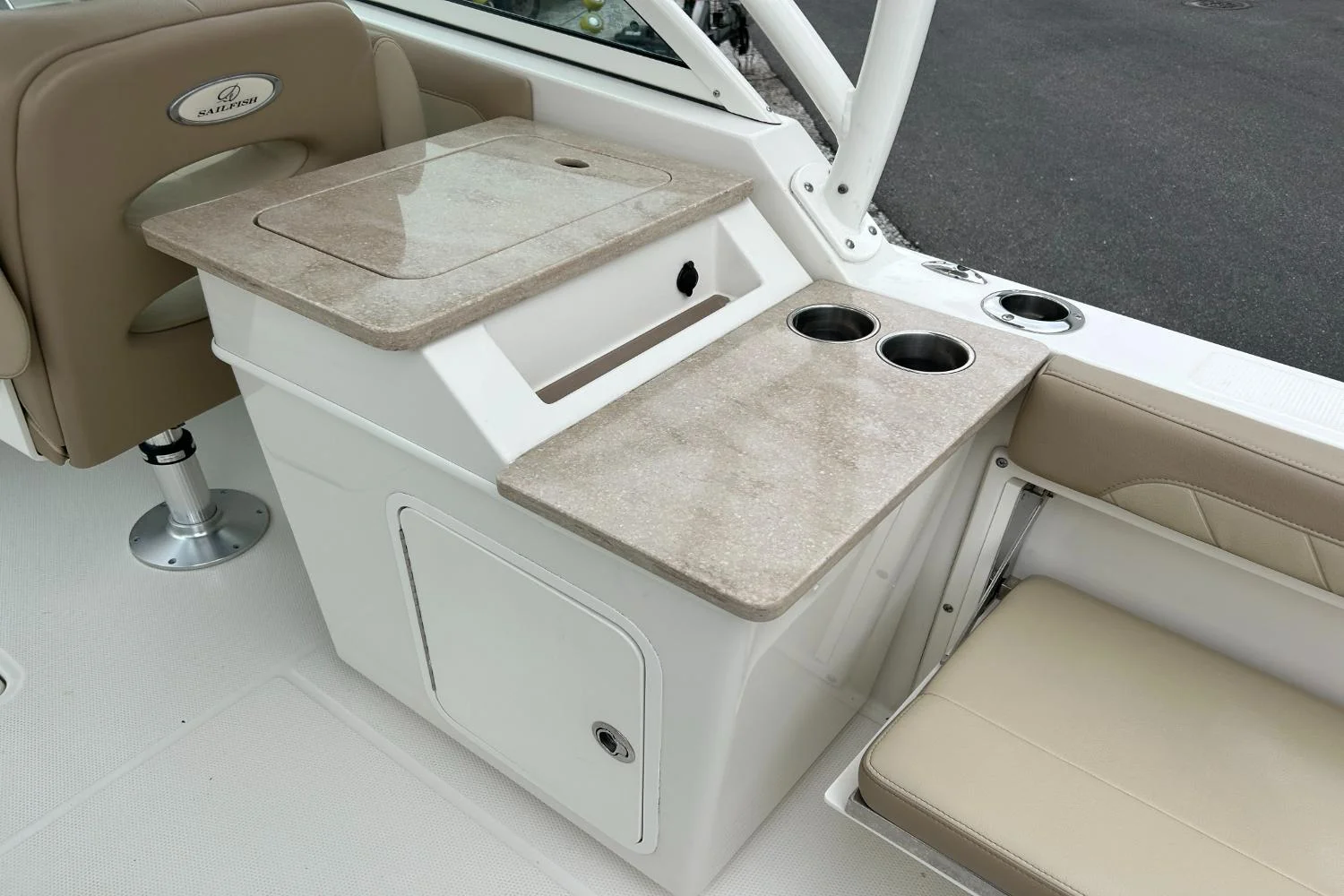 2021 Sailfish 245 DC Image Thumbnail #17