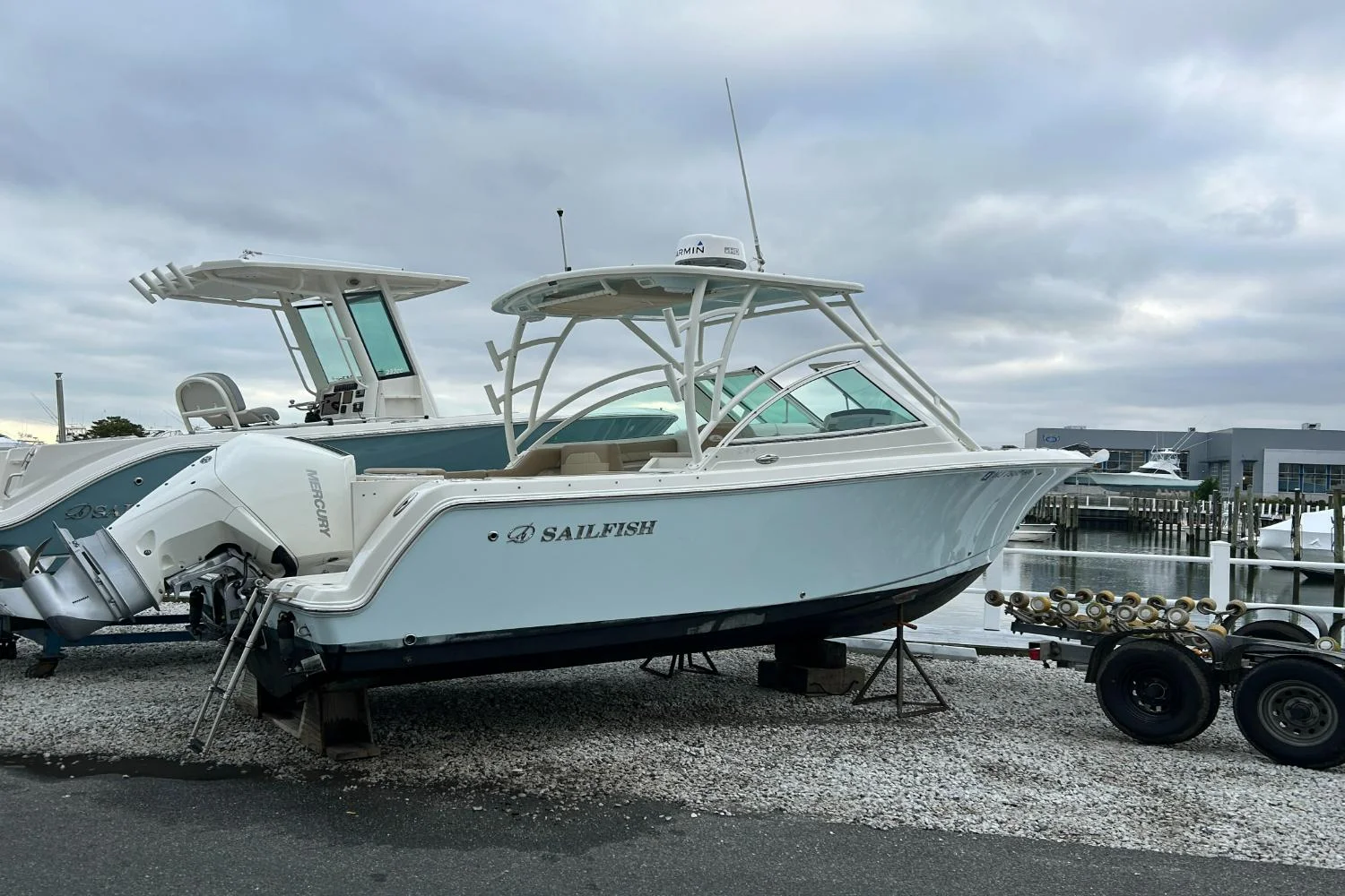 2021 Sailfish 245 DC Image Thumbnail #0