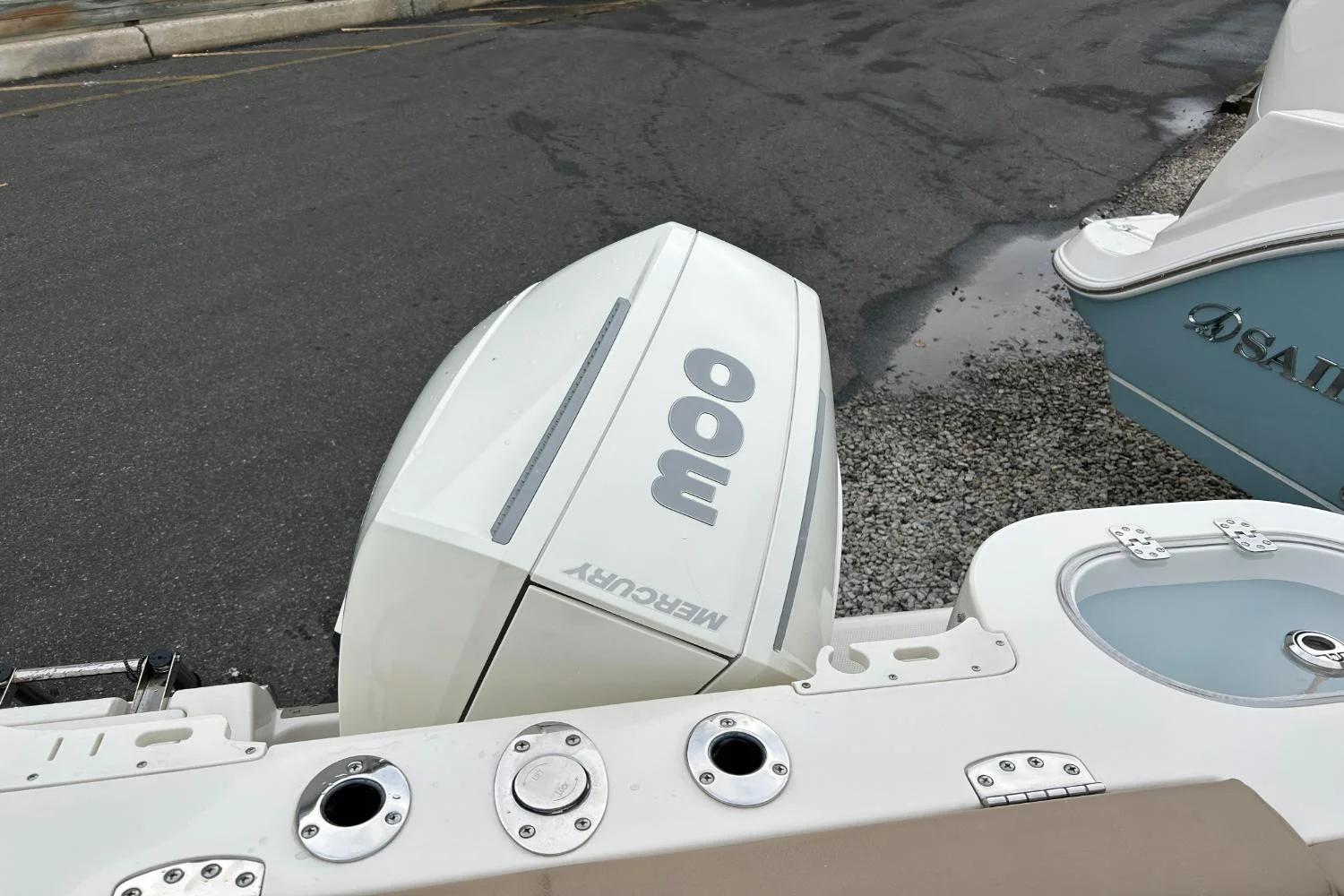 2021 Sailfish 245 DC Image Thumbnail #3