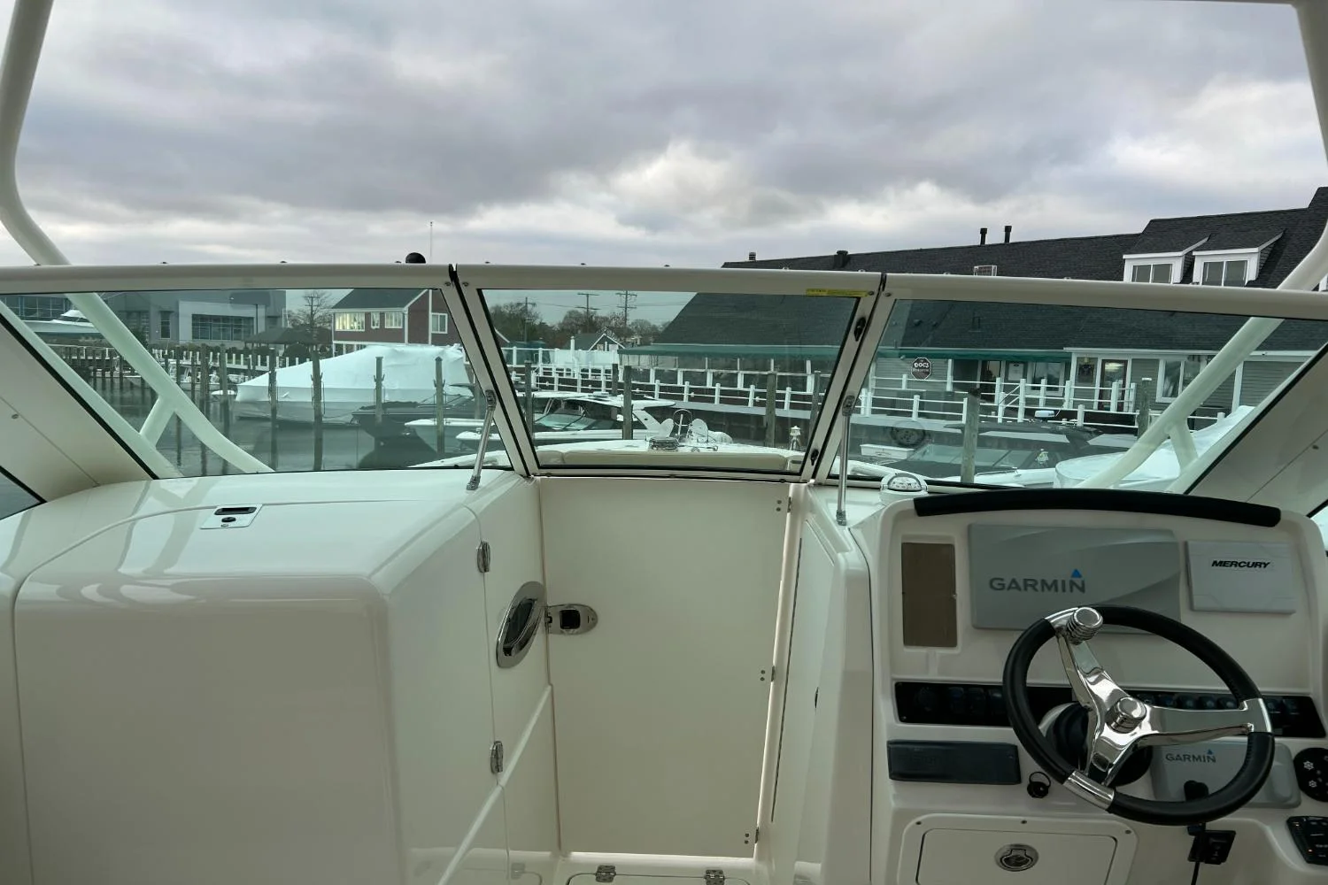 2021 Sailfish 245 DC Image Thumbnail #27