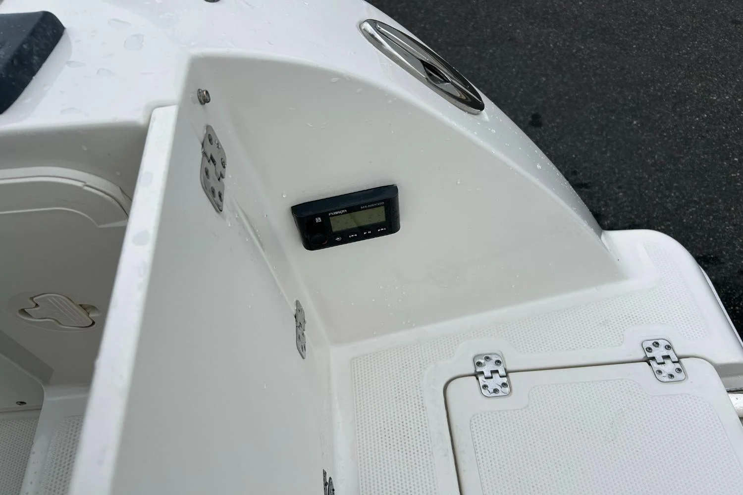 2021 Sailfish 245 DC Image Thumbnail #7