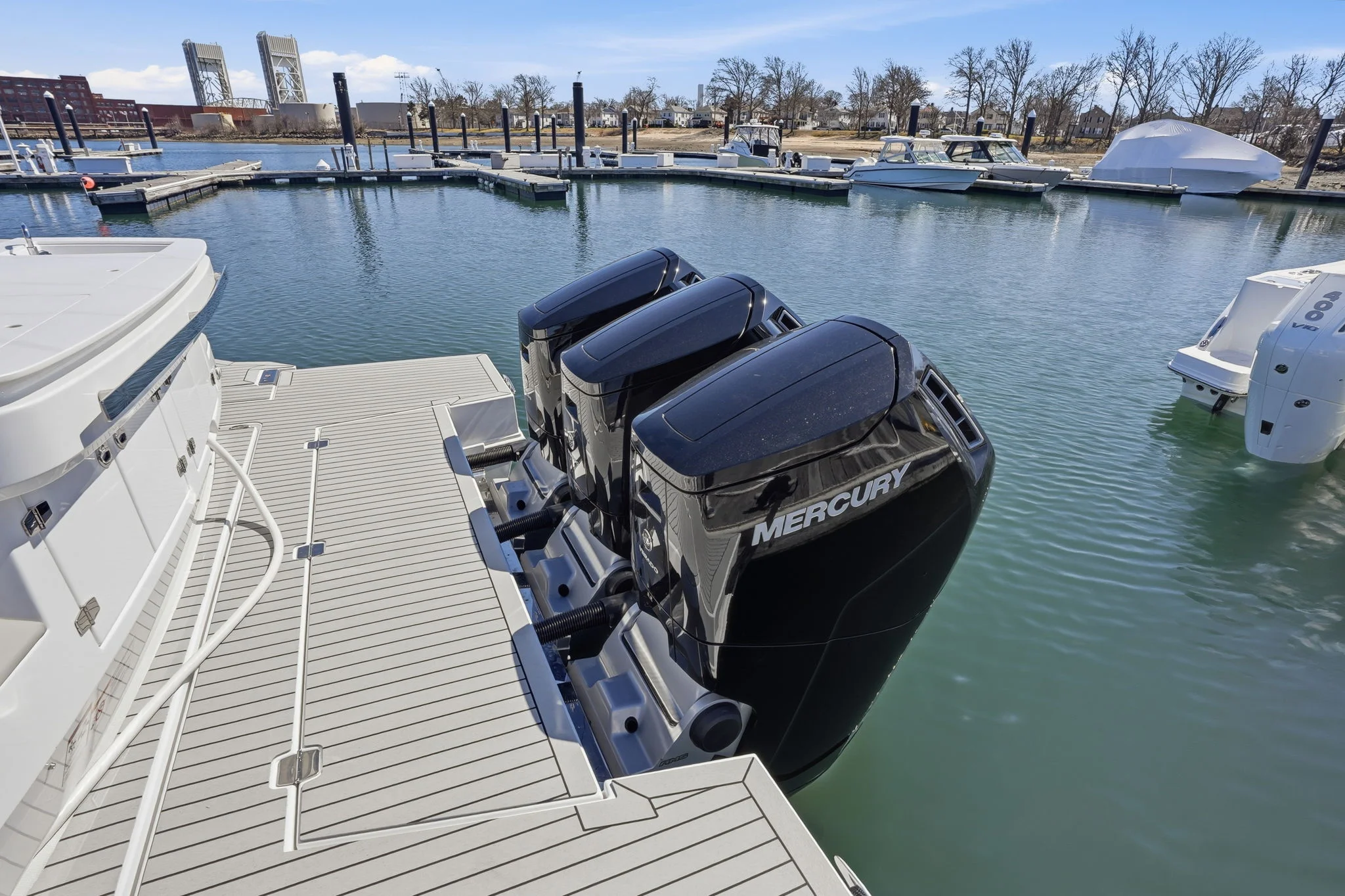 2026 Cruisers Yachts 50 GLS Image Thumbnail #6