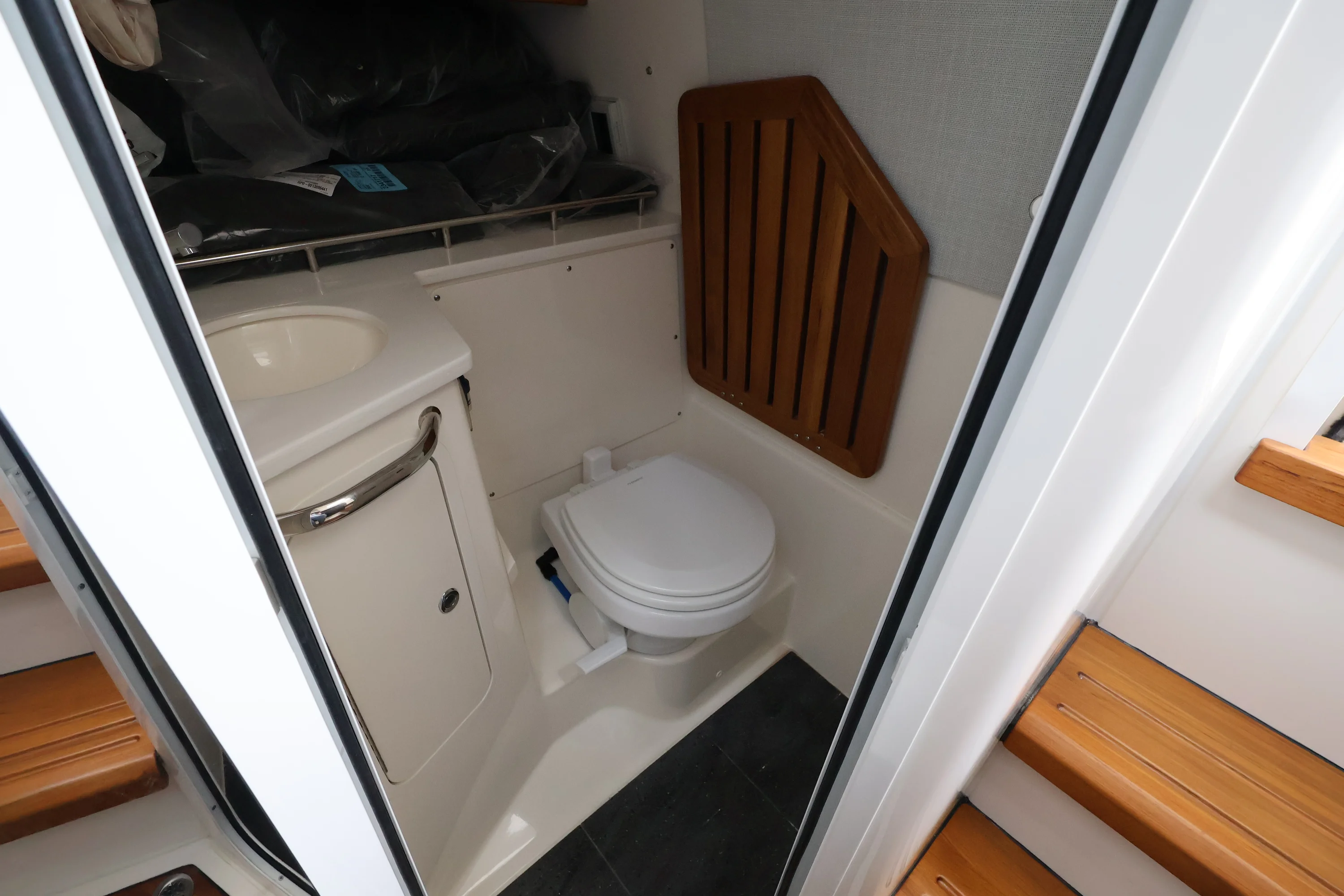 2026 Boston Whaler 350 Realm Image Thumbnail #25