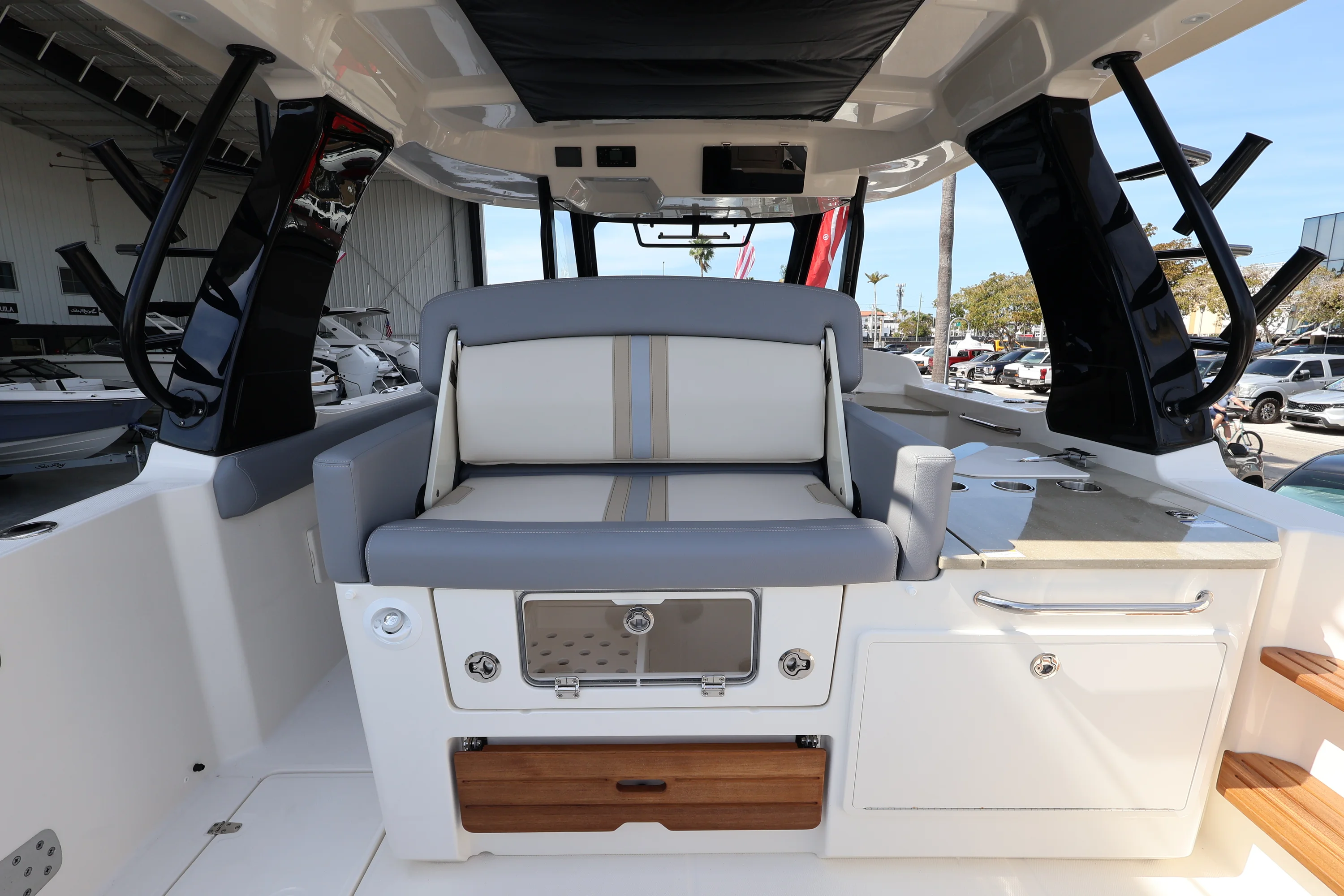 2026 Boston Whaler 350 Realm Image Thumbnail #5