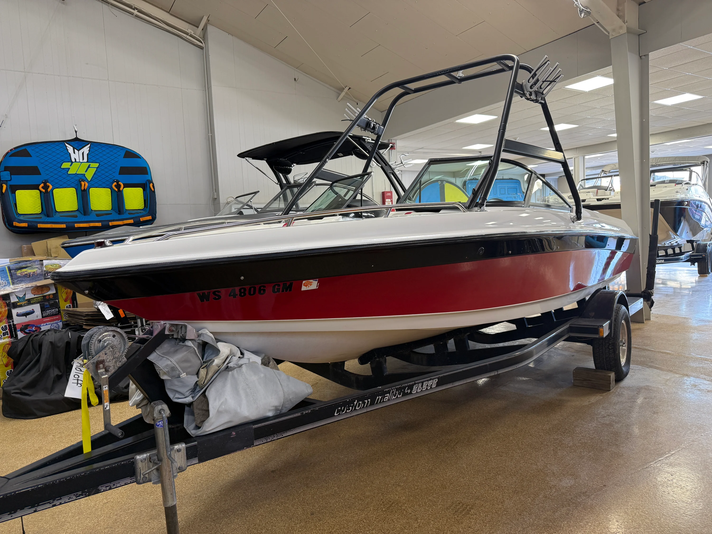 2002 Malibu WAKESETTER Image Thumbnail #0