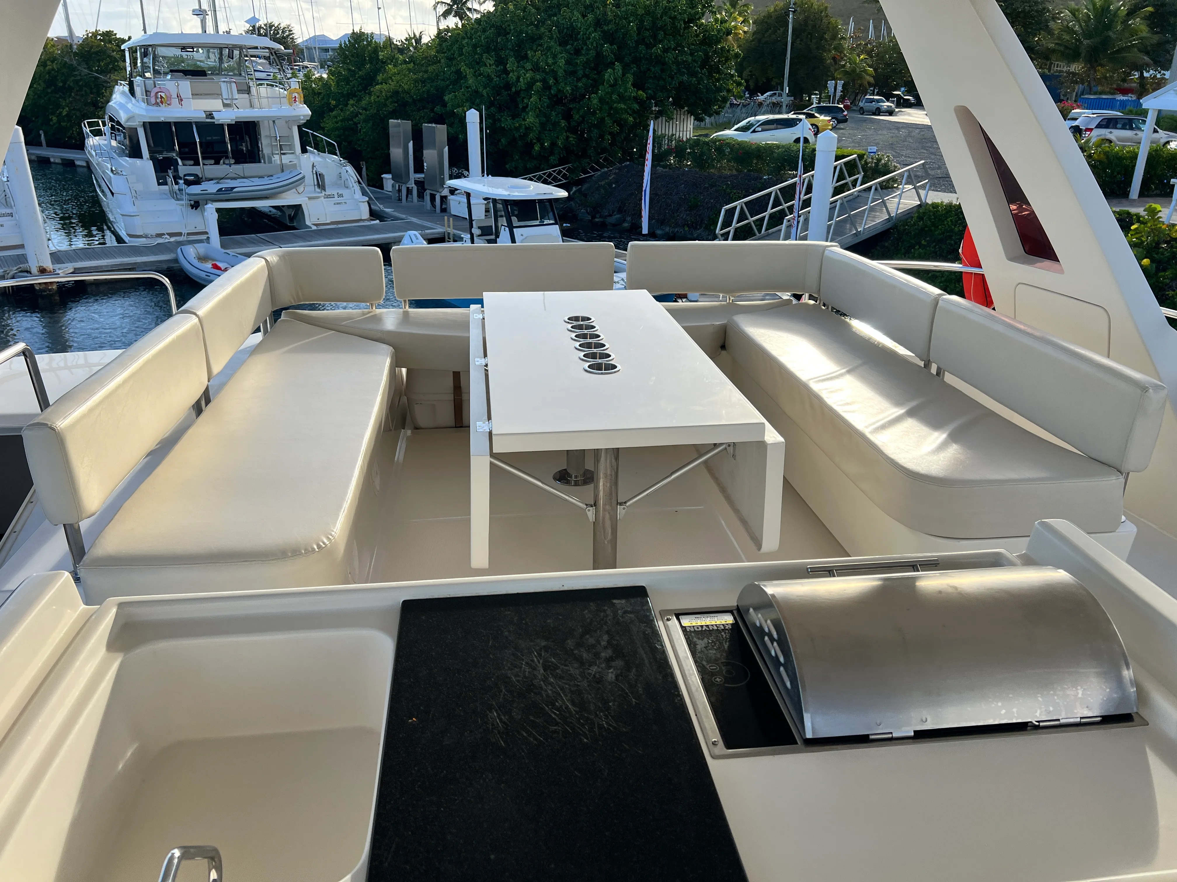 2016 Aquila 48 Image Thumbnail #16