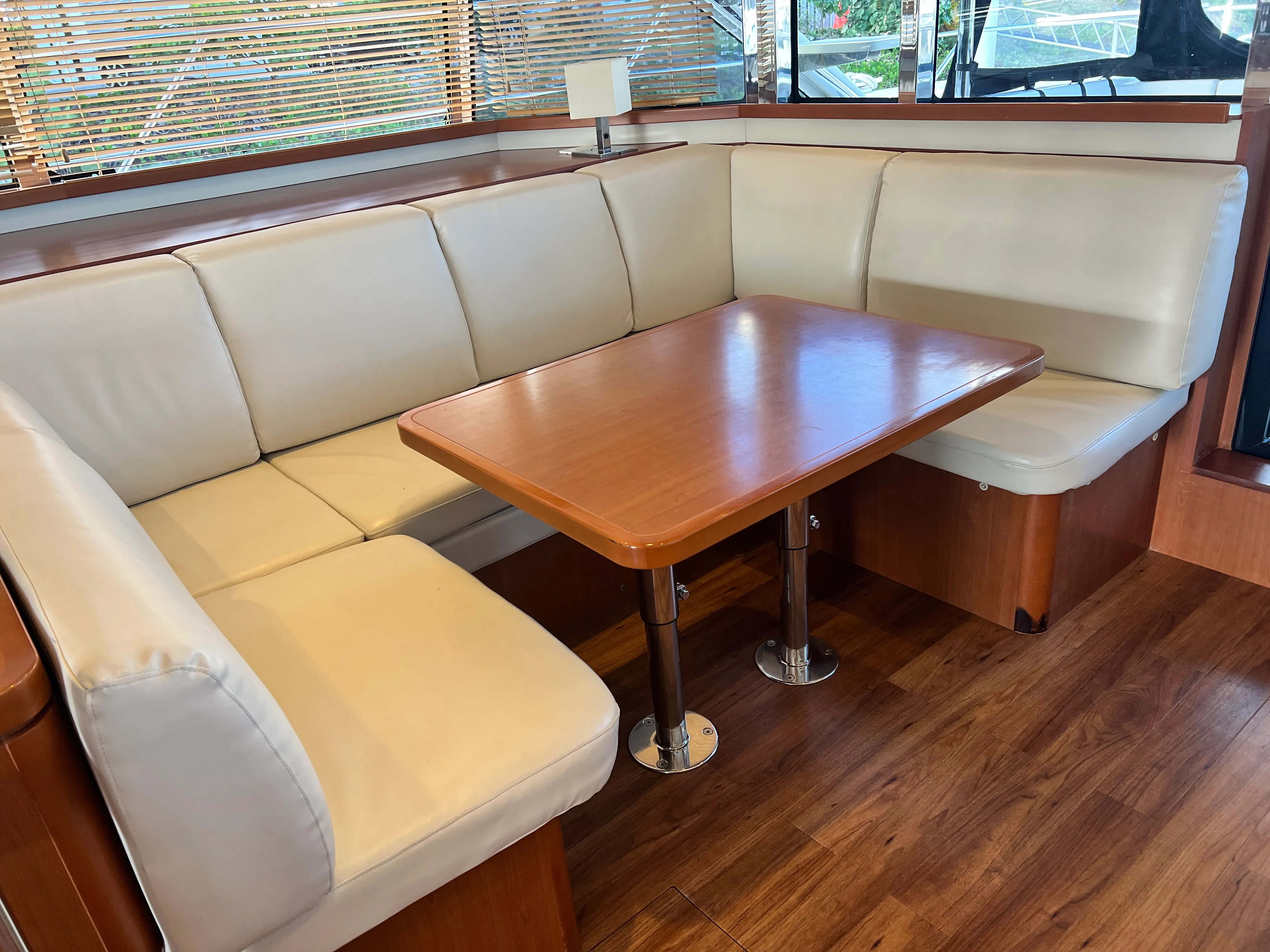 2016 Aquila 48 Image Thumbnail #4
