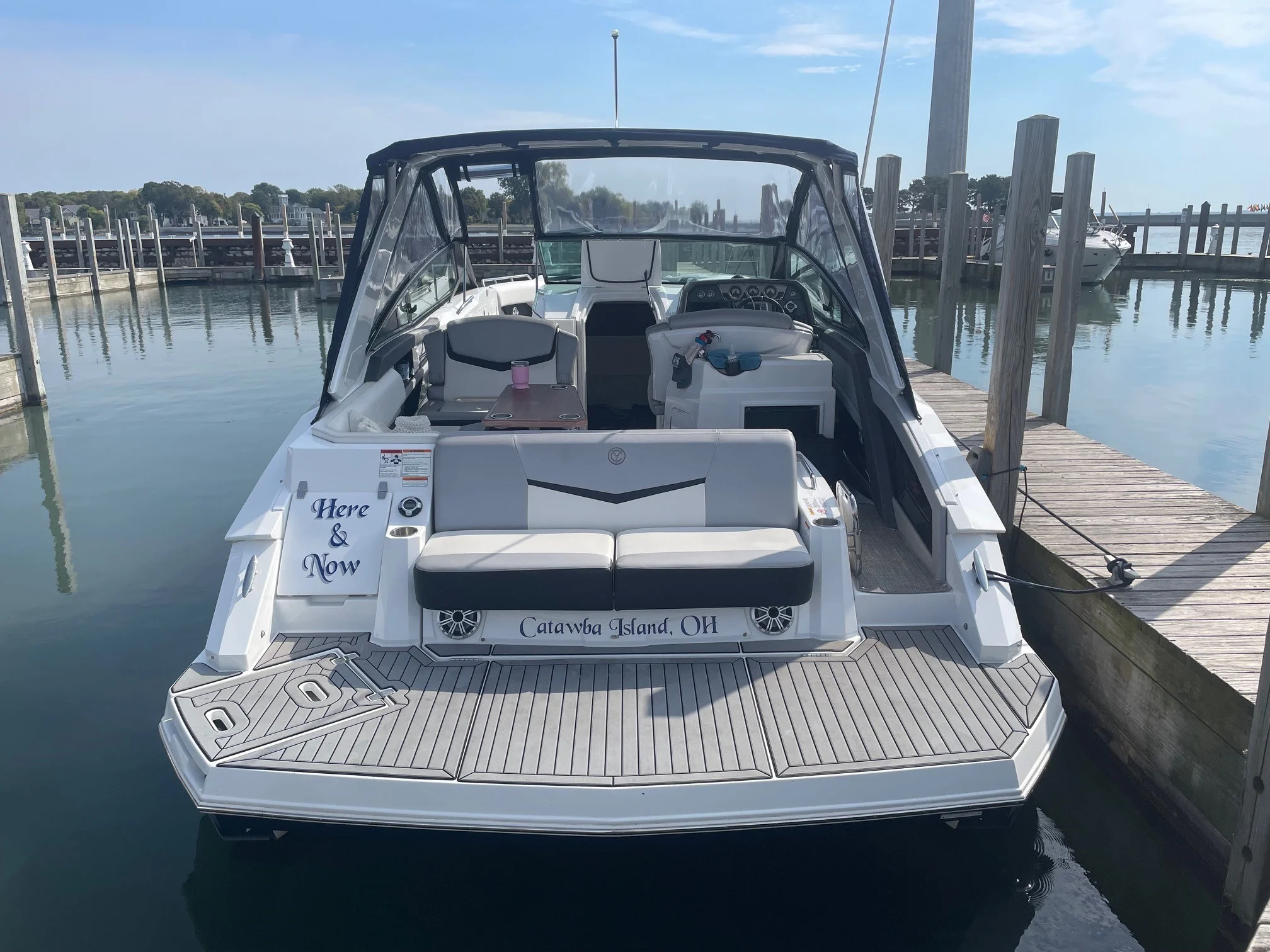 2015 Cruisers Yachts 328 SPORT Image Thumbnail #8