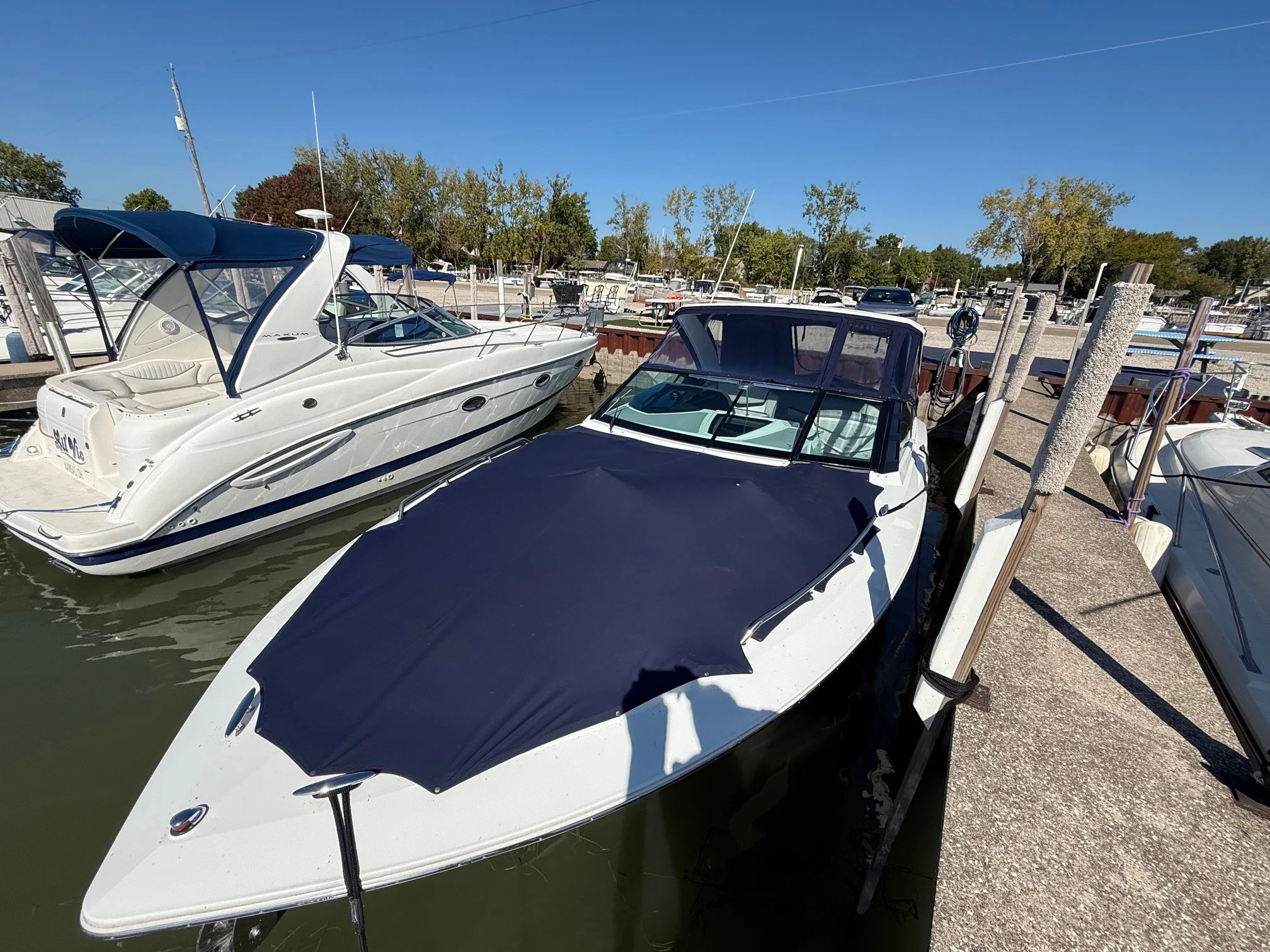 2015 Cruisers Yachts 328 SPORT Image Thumbnail #7