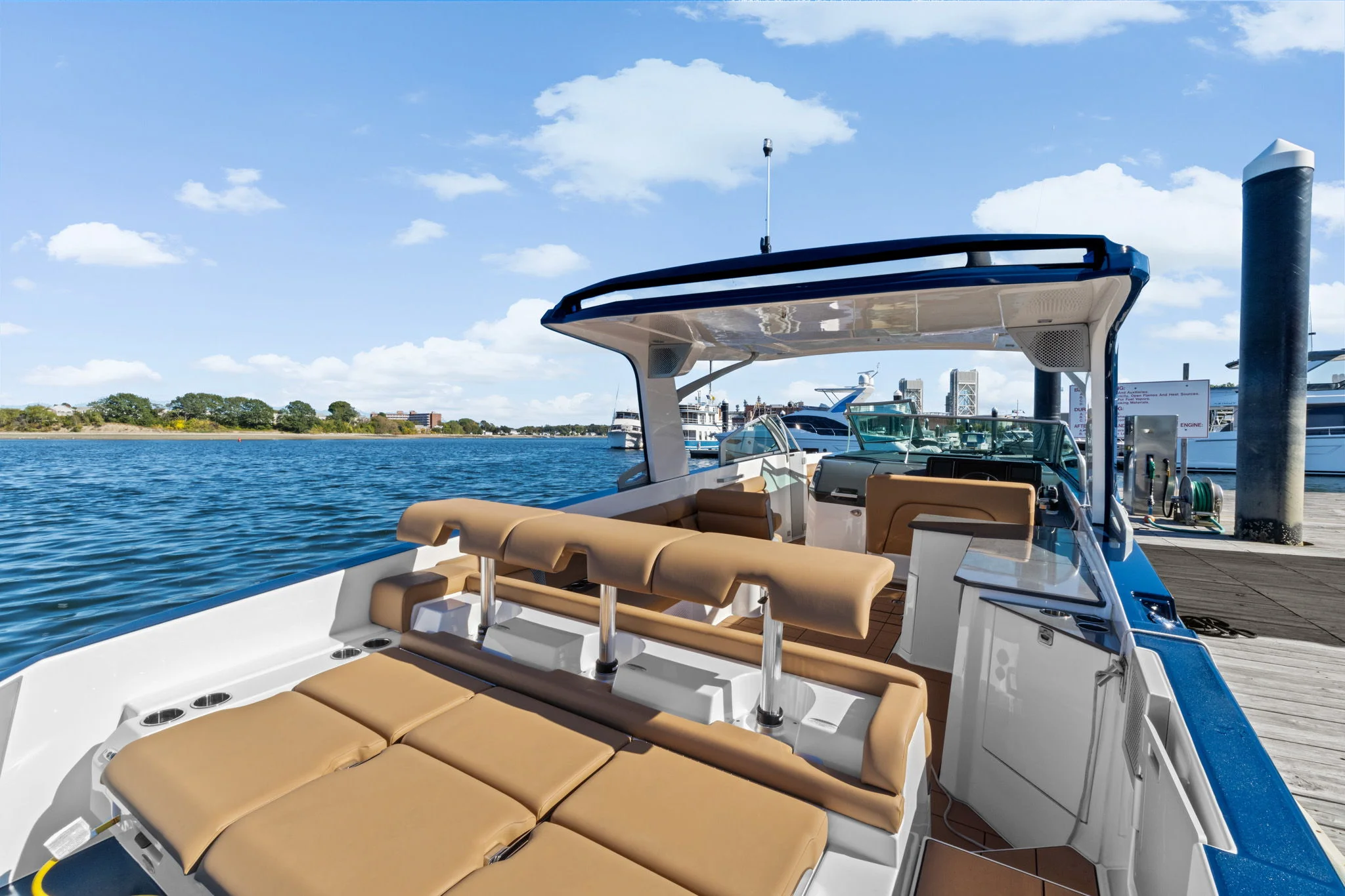 2022 Aviara AV36 Image Thumbnail #7