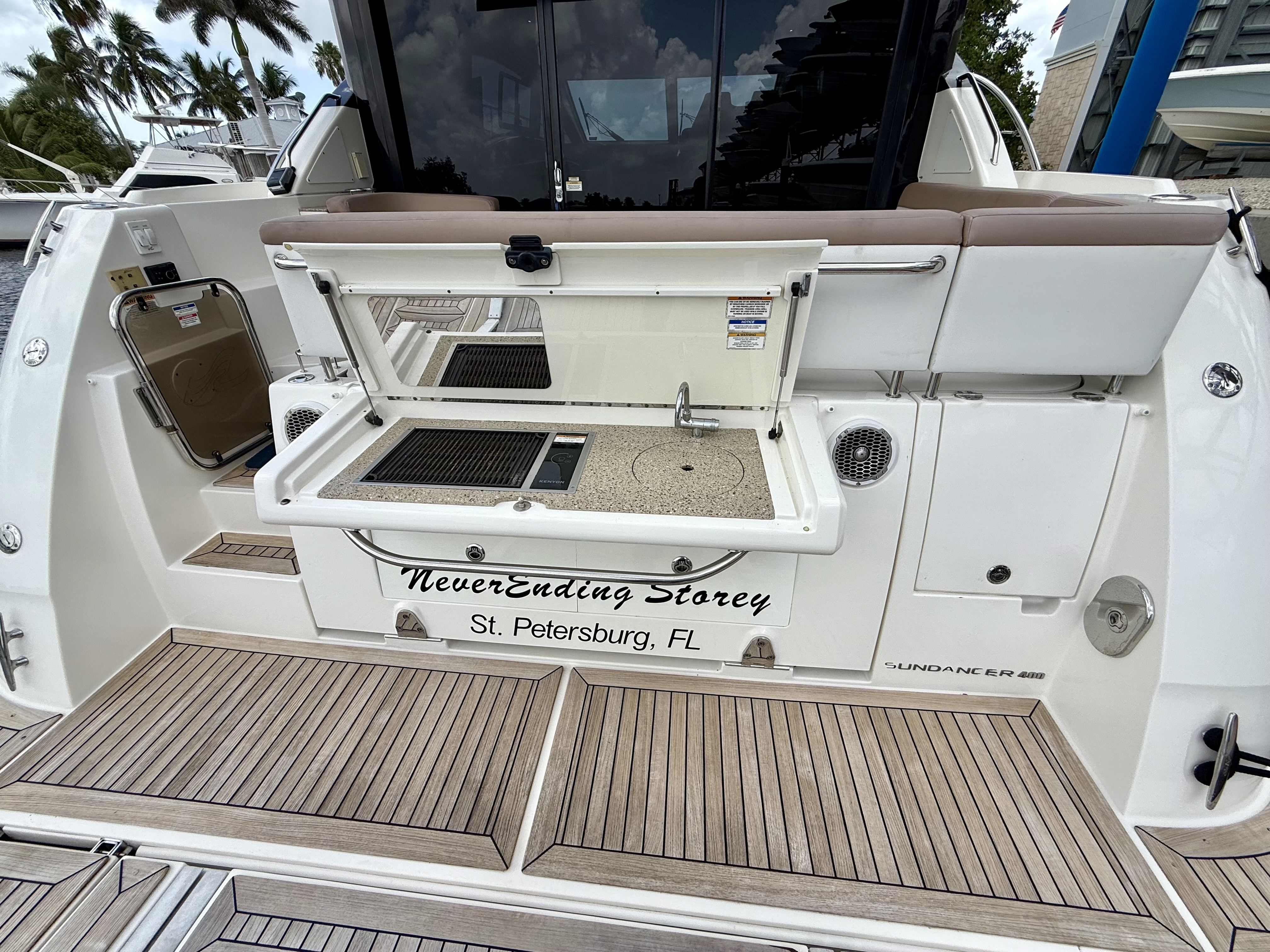 2018 Sea Ray 400 SUNDANCER Image Thumbnail #15